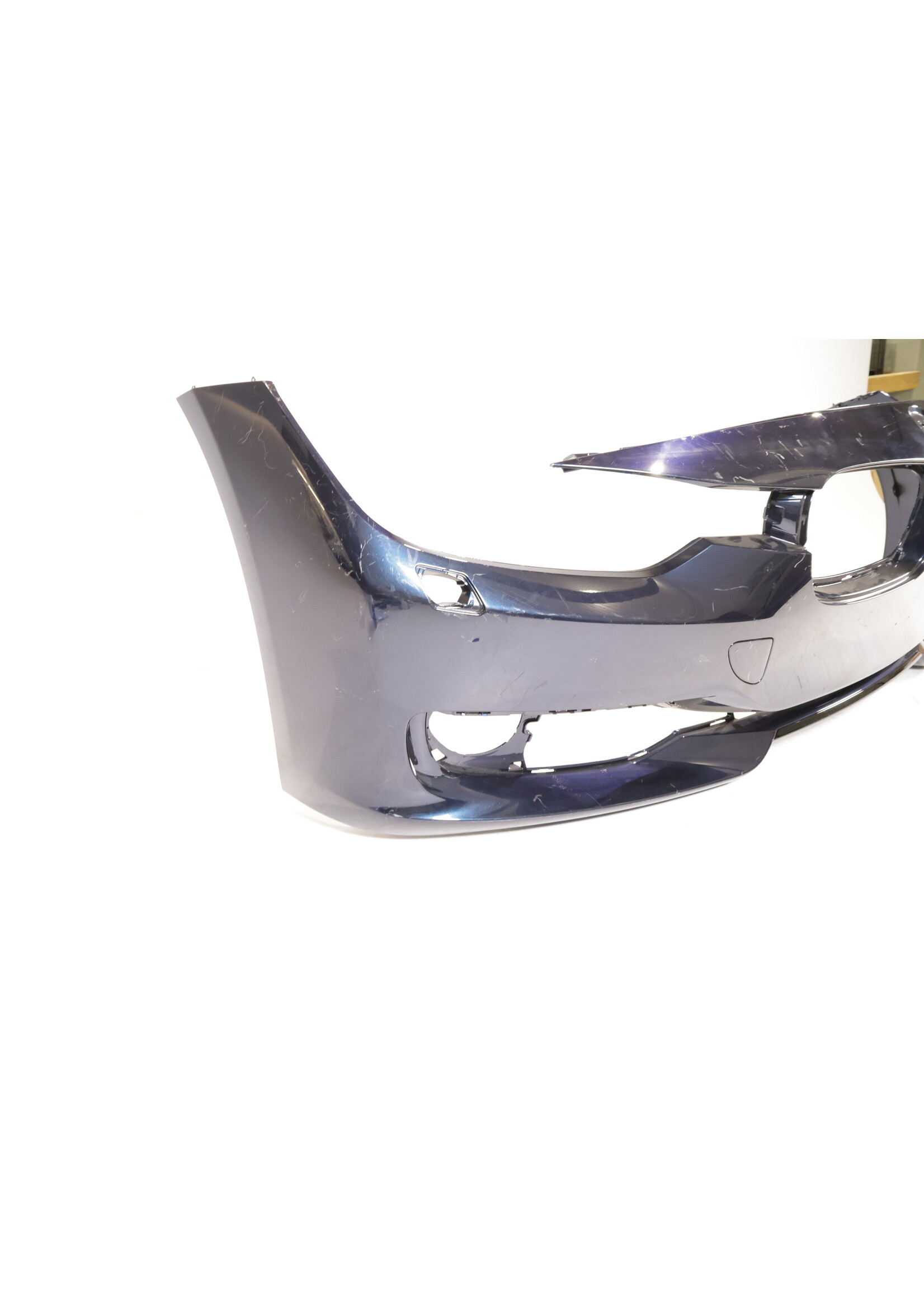 BMW BMW 3 Series F30 F31 OEM Front Bumper NEW! 51117293023 7293023