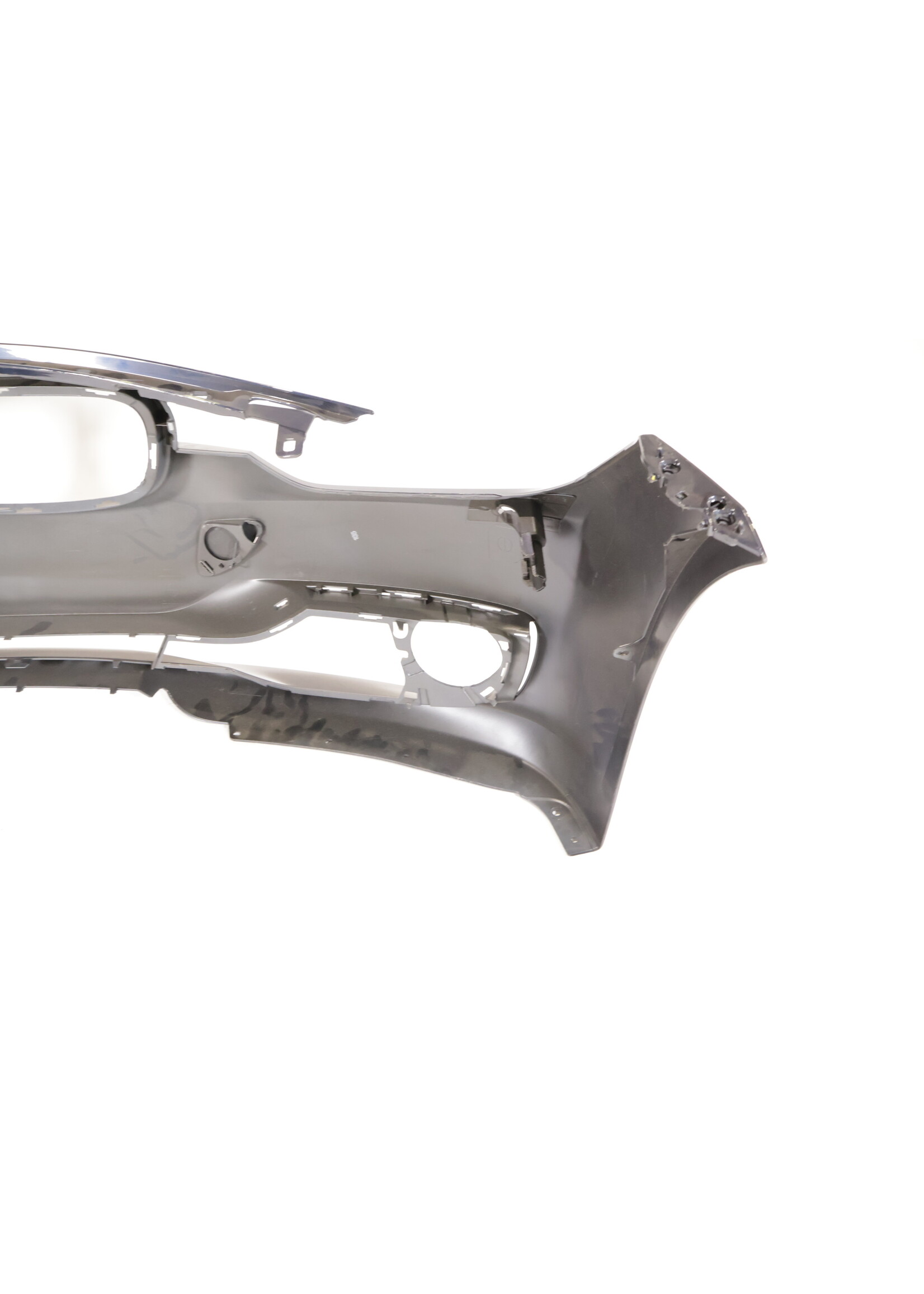 BMW BMW 3 Series F30 F31 OEM Front Bumper NEW! 51117293023 7293023