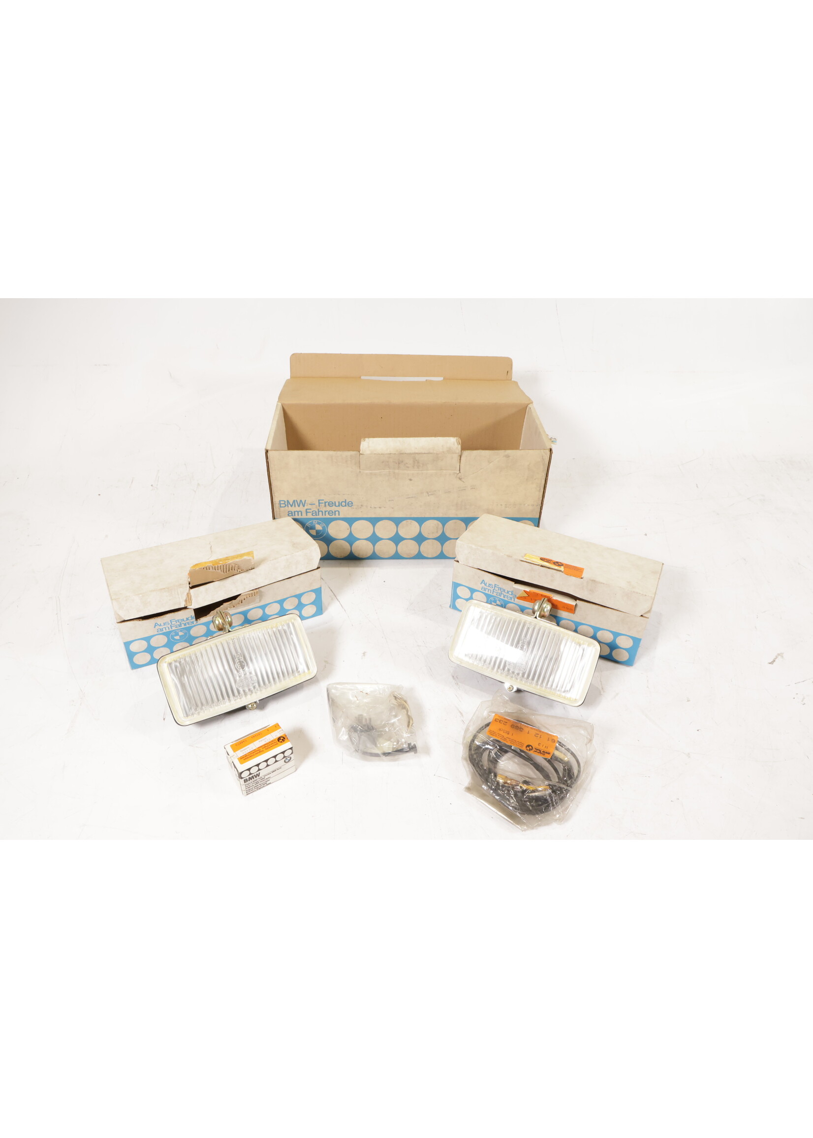 BMW BMW E21 3er OEM Nebelscheinwerfer-Set komplett NEU! 63171361767 63171361498