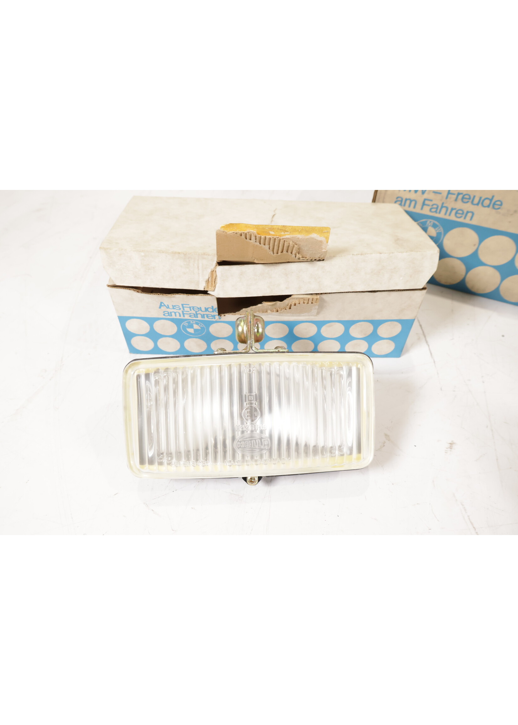 BMW BMW E21 3 Series OEM Fog lights set completely NEW! 63171361767 63171361498