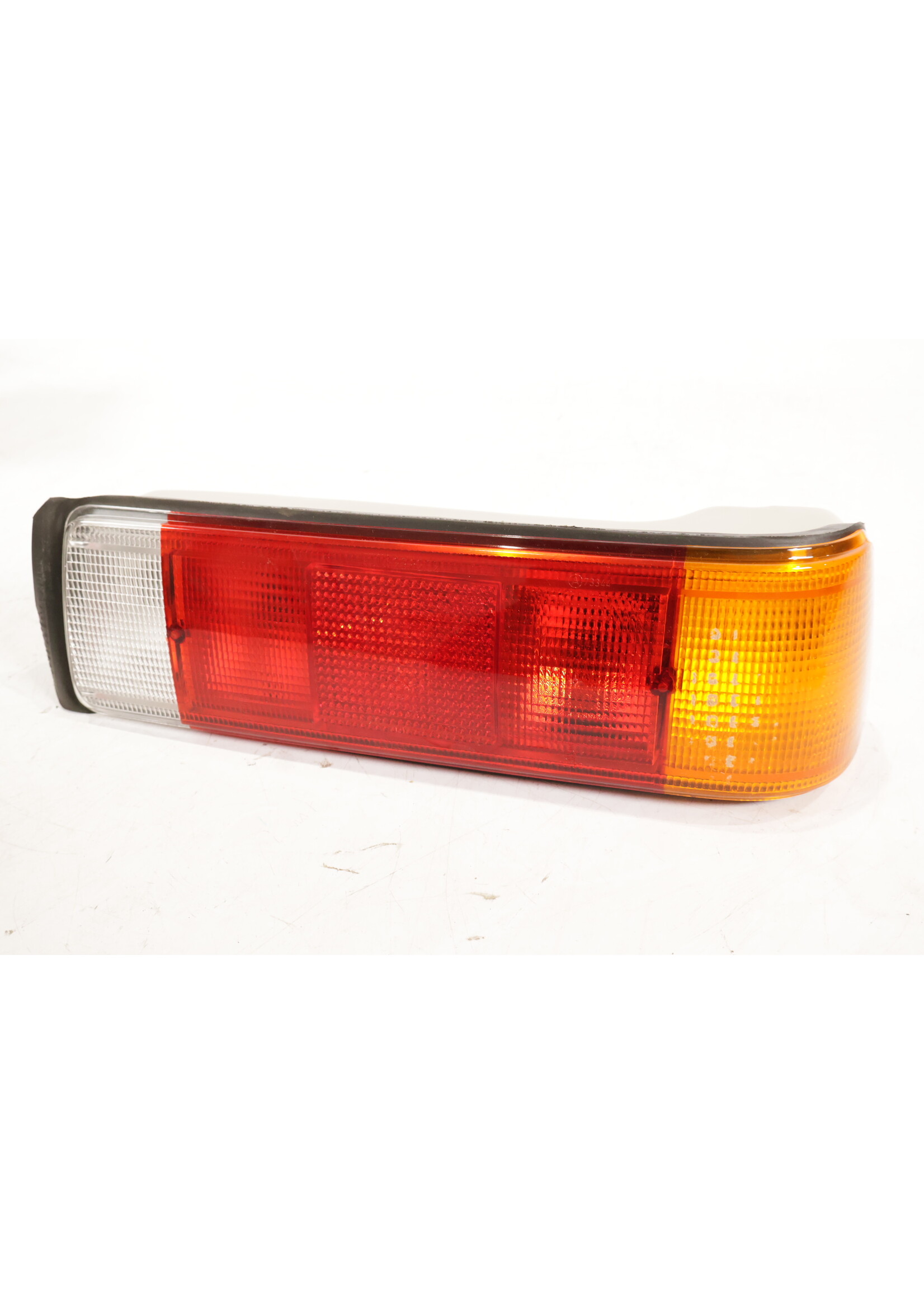 BMW BMW E21 3 Serie OEM Achterlicht rechts NIEUW! 63211374532 63211374530