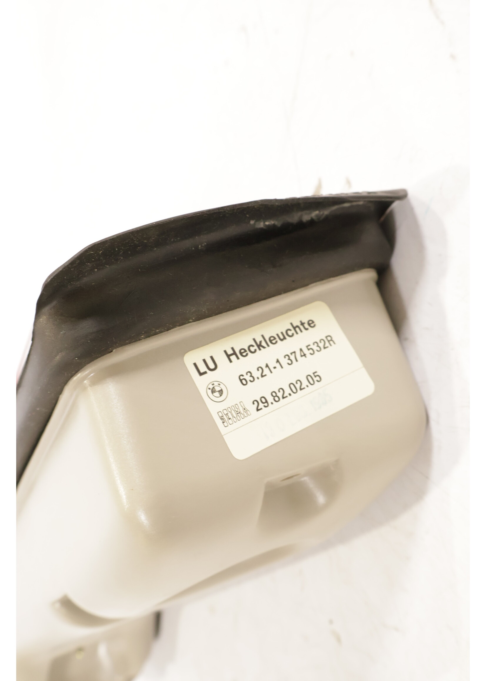 BMW BMW E21 3 Serie OEM Achterlicht rechts NIEUW! 63211374532 63211374530