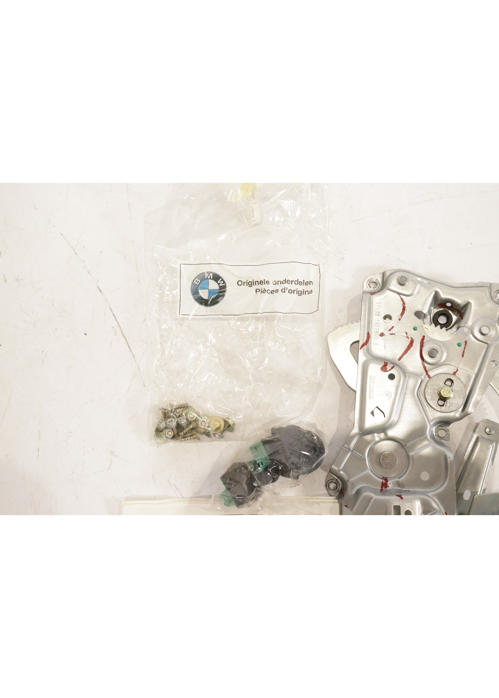 BMW BMW 3 Series E36 OEM Electric window mechanism set front NEW! 51329402713