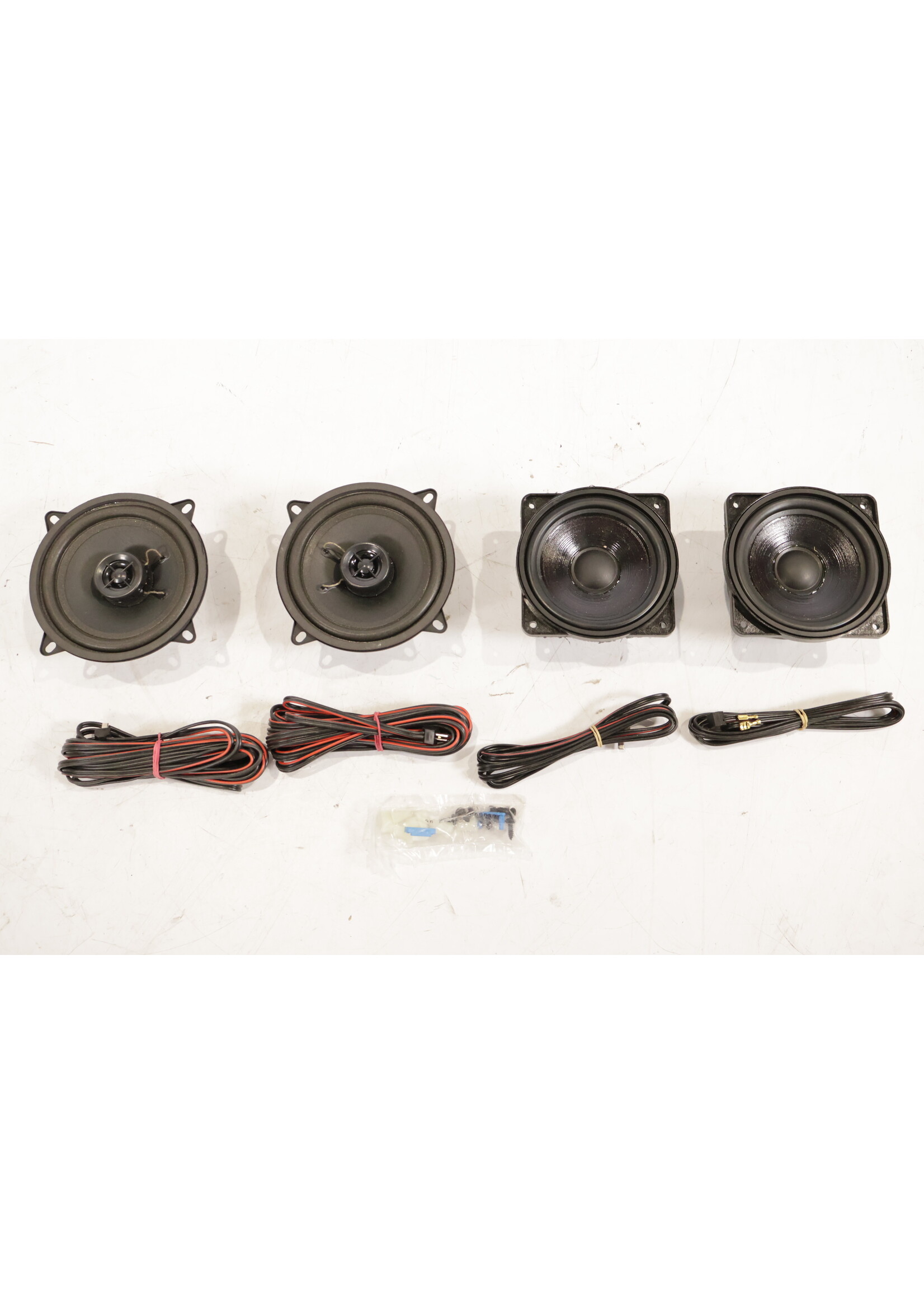BMW BMW 3 Serie E30 E36 Touring OEM Speaker set NIEUW! 99999100617