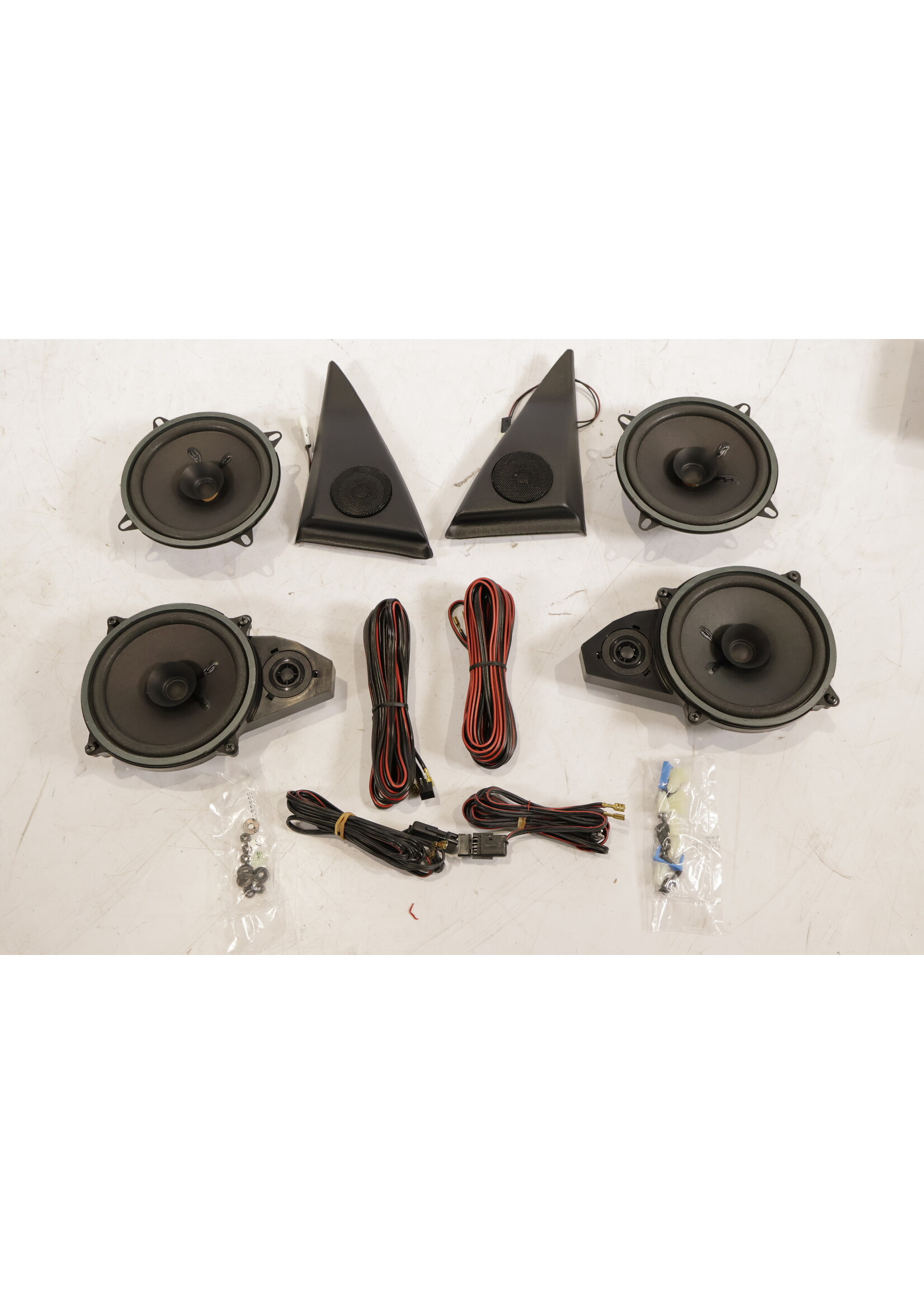BMW BMW 3 Serie E36 OEM Complete speaker set met tweeters NIEUW! 99999100548