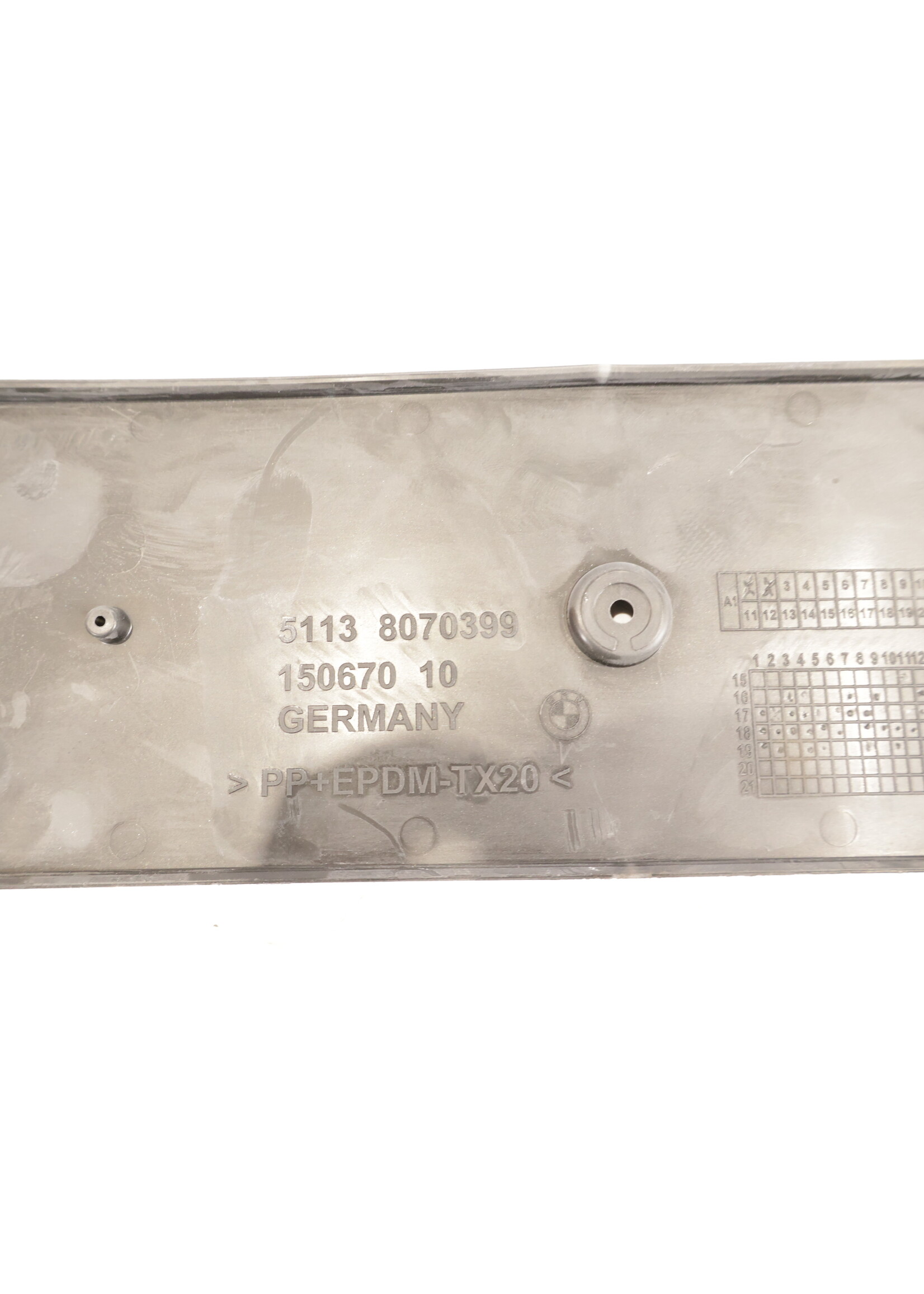 BMW BMW G30 G31 5 Serie OEM Kentekenplaat houder NIEUW! 51138070399 8070399