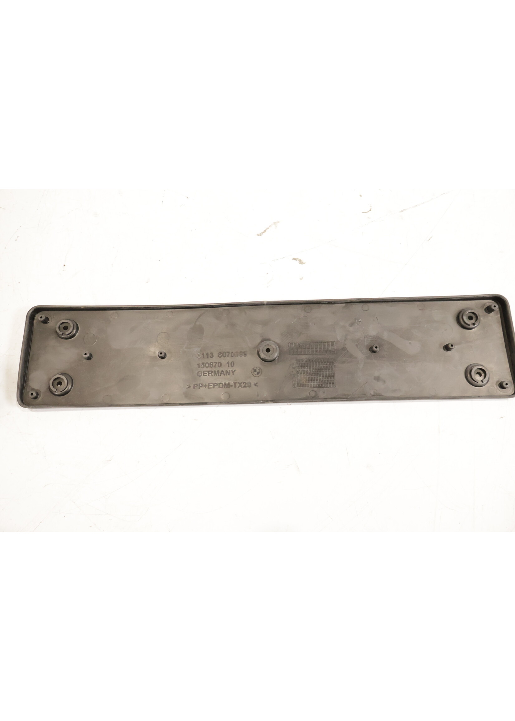 BMW BMW G30 G31 5 Series OEM License Plate Holder NEW! 51138070399 8070399
