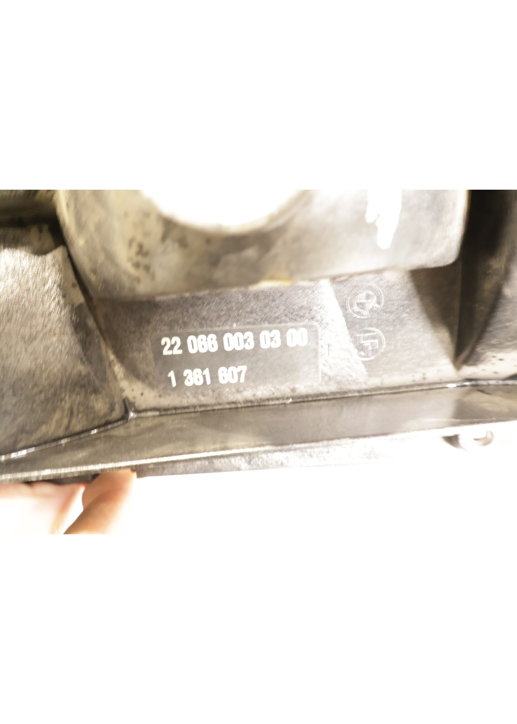 BMW BMW E12 5er OEM Rücklicht links NEU! 1361515 1361607