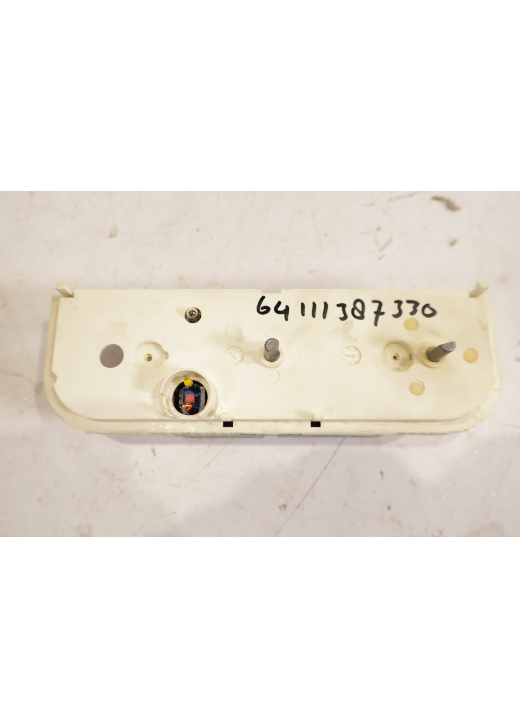 BMW BMW E36 3 Series OEM Climate / heater control NEW! 64111387330