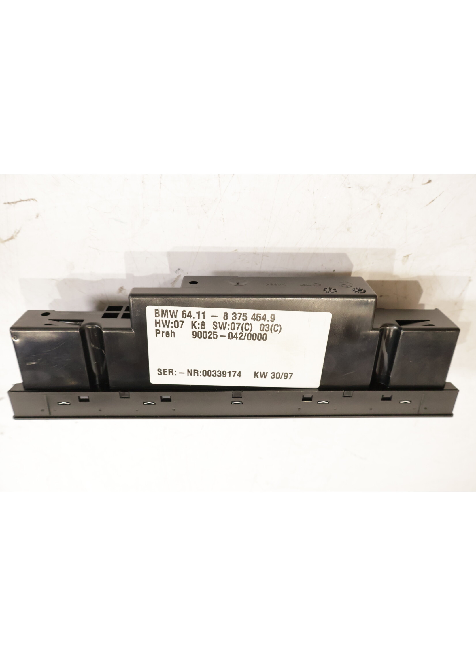 BMW BMW E38 E39 5 + 7er OEM Klimasteuergerät NEU! 64118375454 8375454