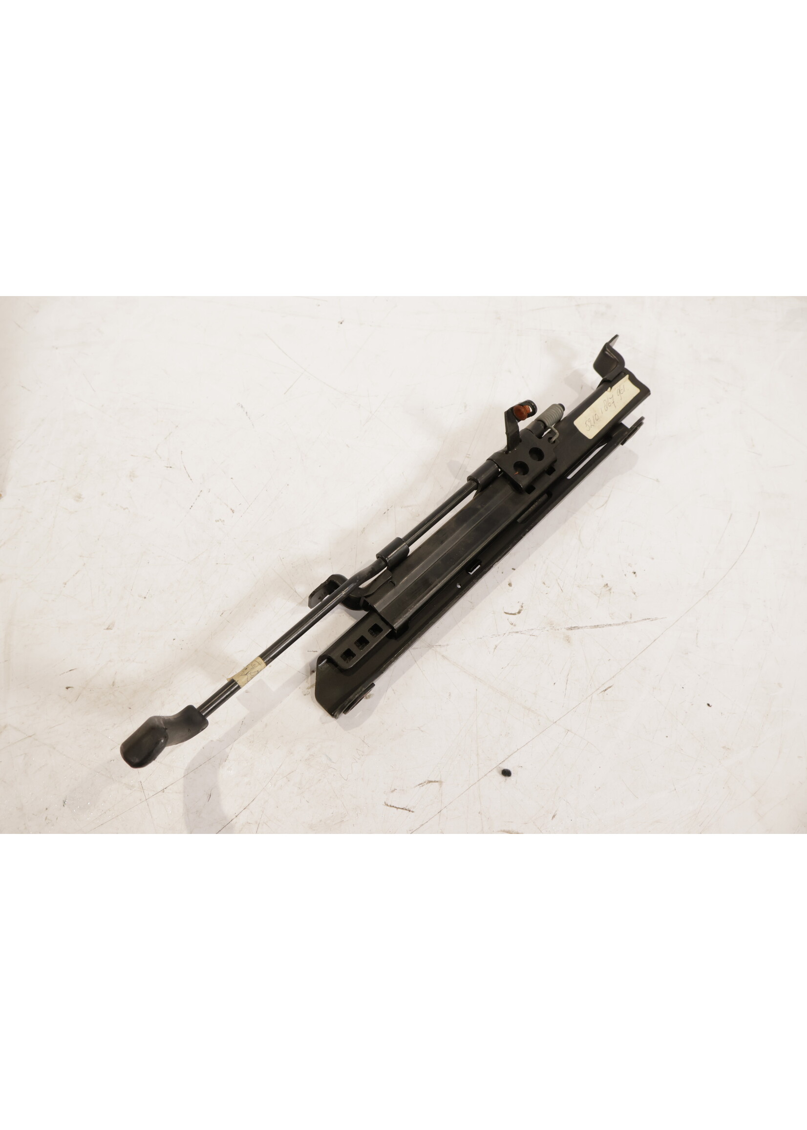 BMW BMW E21 3 Series OEM Seat rail inside left NEW! 52101867961