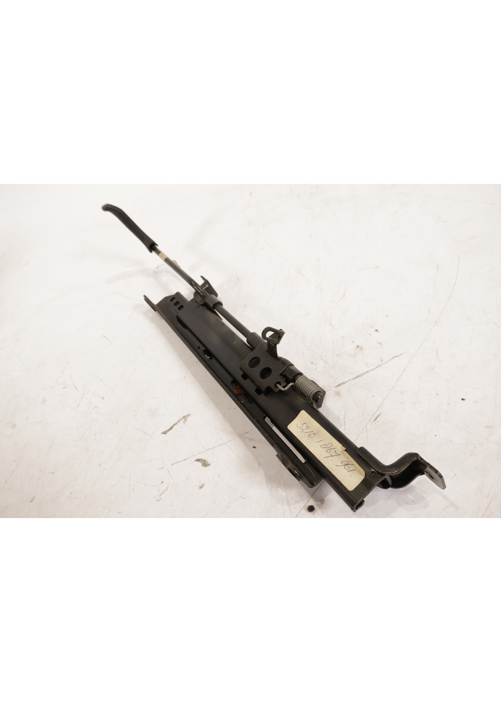 BMW BMW E21 3 Series OEM Seat rail inside left NEW! 52101867961