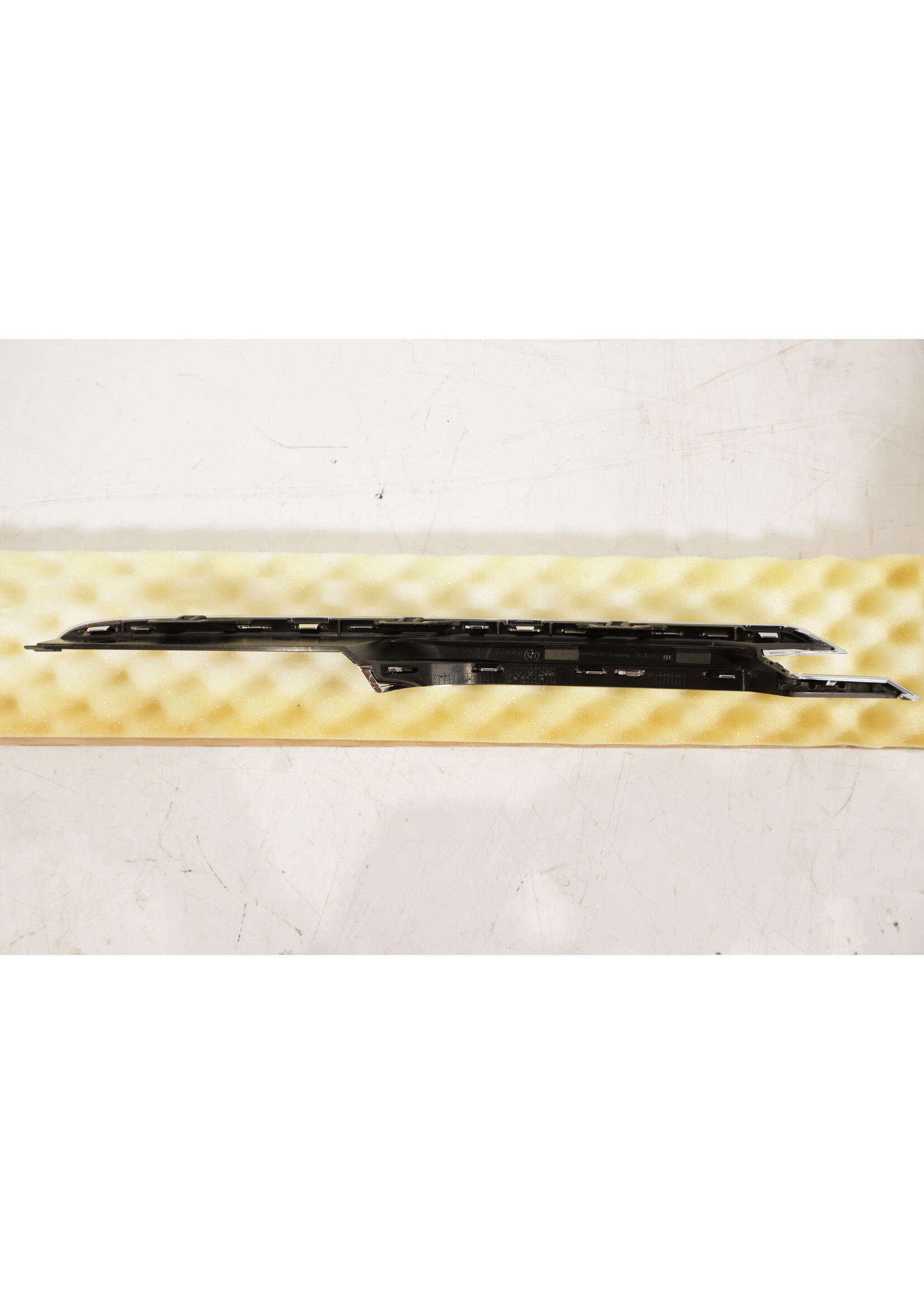 BMW BMW F30 F31 3er OEM Zierleiste Stoßstange links NEU! 51117279697 7279697