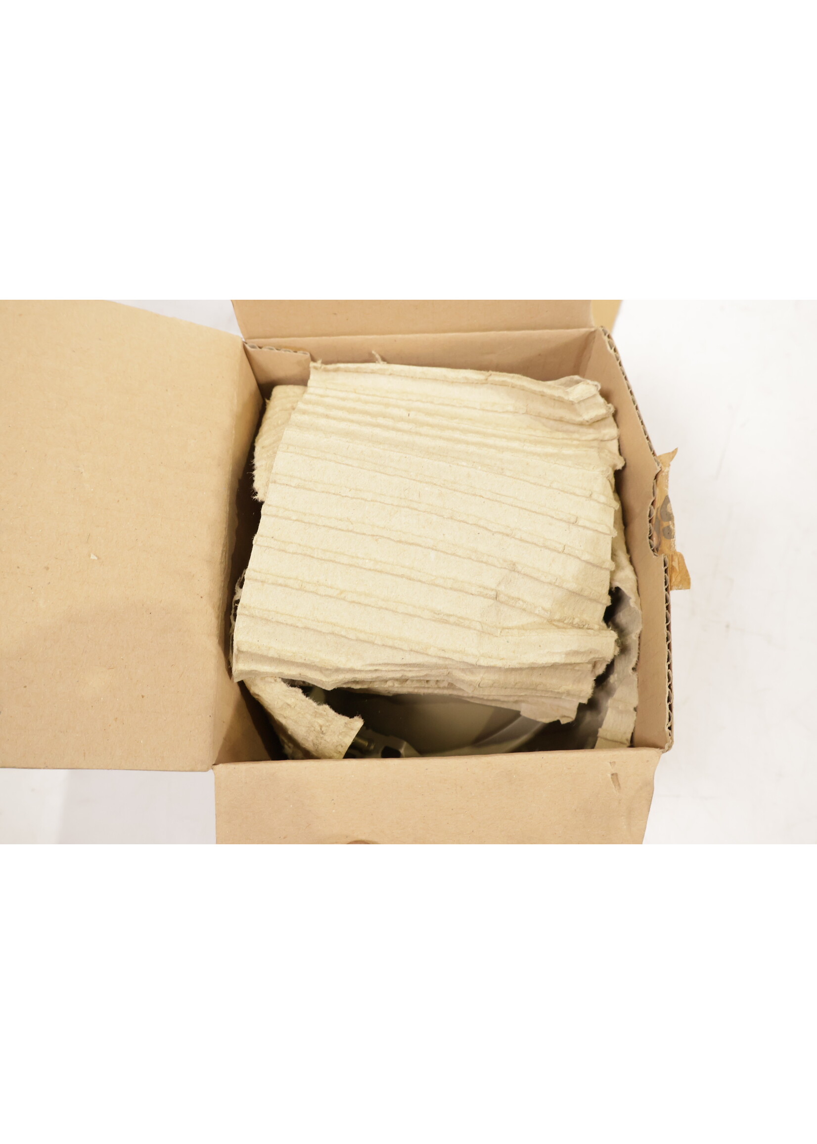 BMW BMW E24 6er OEM Scheinwerfer Hella gelb NEU! 63121374831 1374831