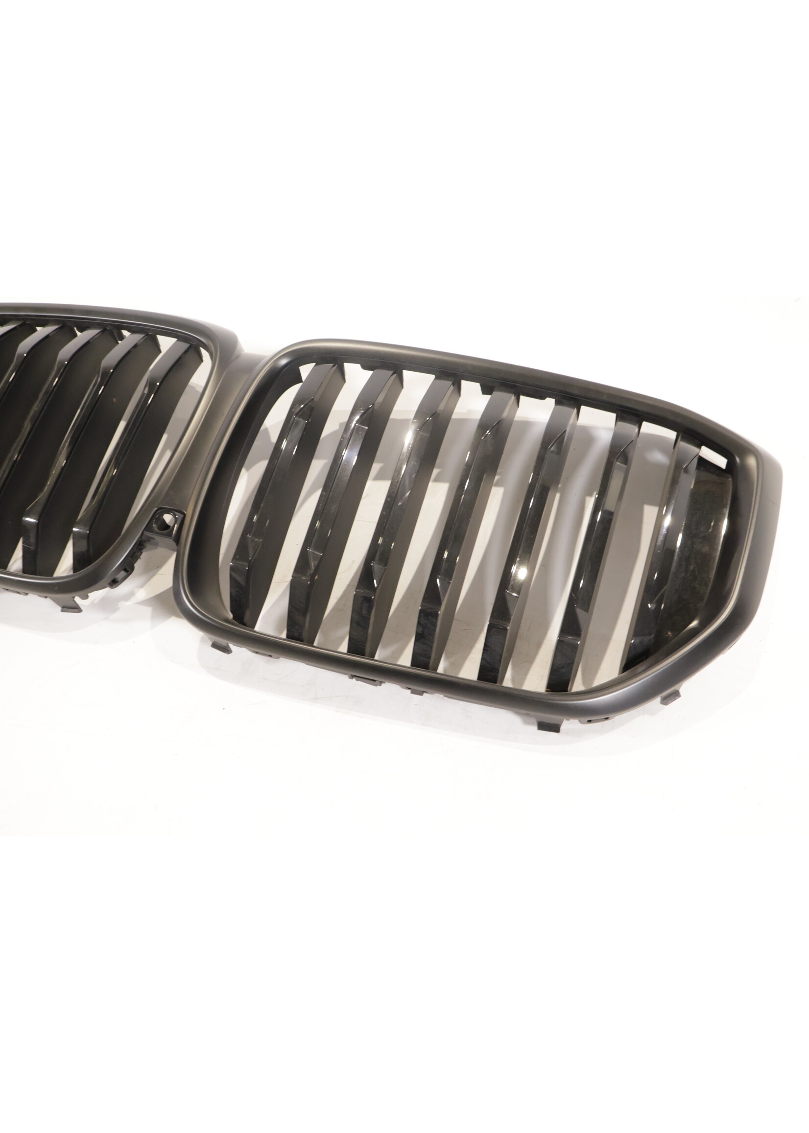 BMW BMW X5 G05 Originele grill / nieren voorzijde mat zwart 164445 51135A67CC6 5A67CC6