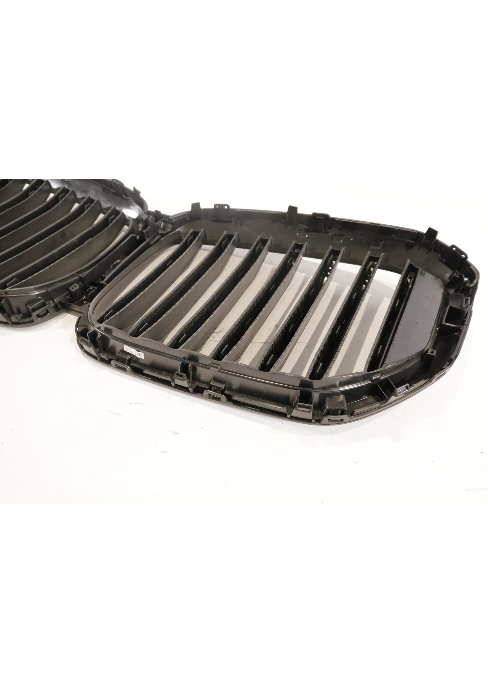 BMW BMW X5 G05 Original grill / kidney grille front matt black 164445 51135A67CC6 5A67CC6