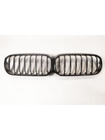 BMW BMW 5er G30 G31 OEM Grill / Niere vorn Hochglanzschwarz 5113185178 185178