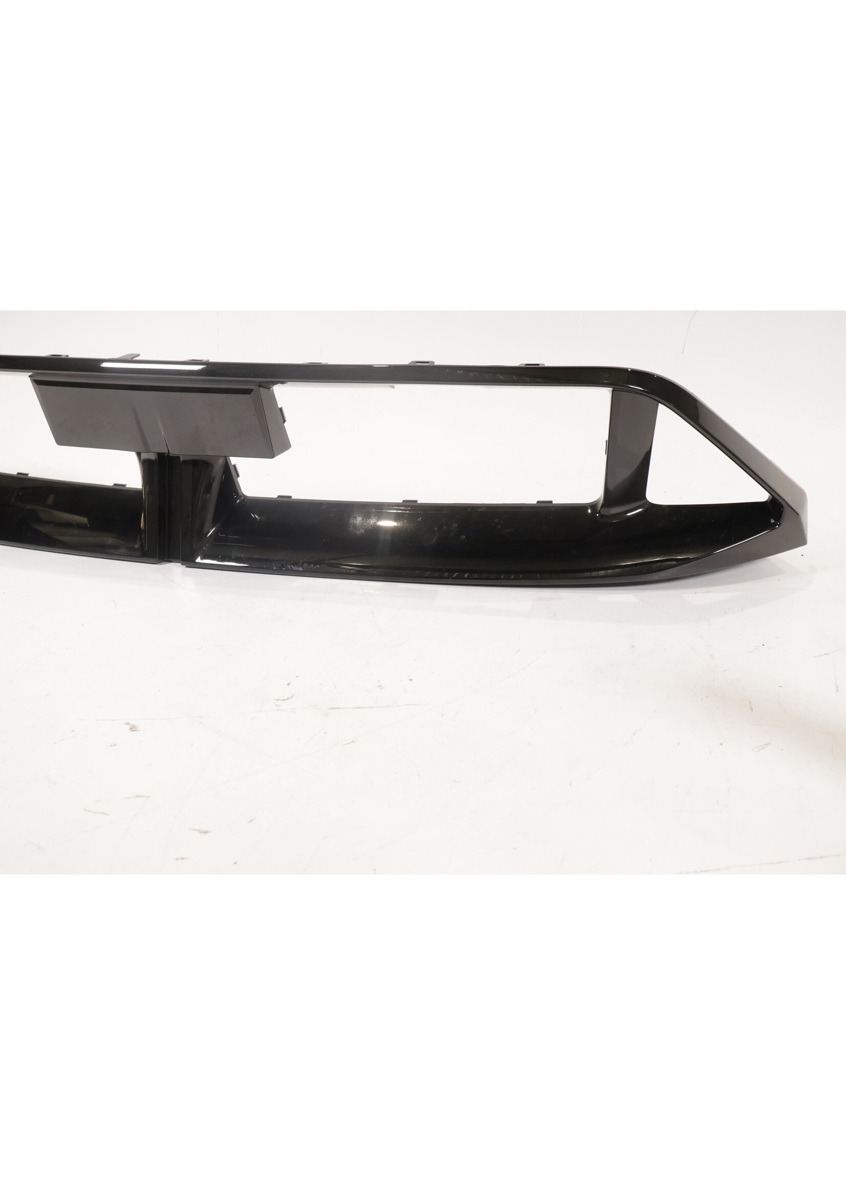 BMW BMW 1er F70 M-Paket Unterer Grill / Frontstoßstangenverkleidung 51117885542 7885542