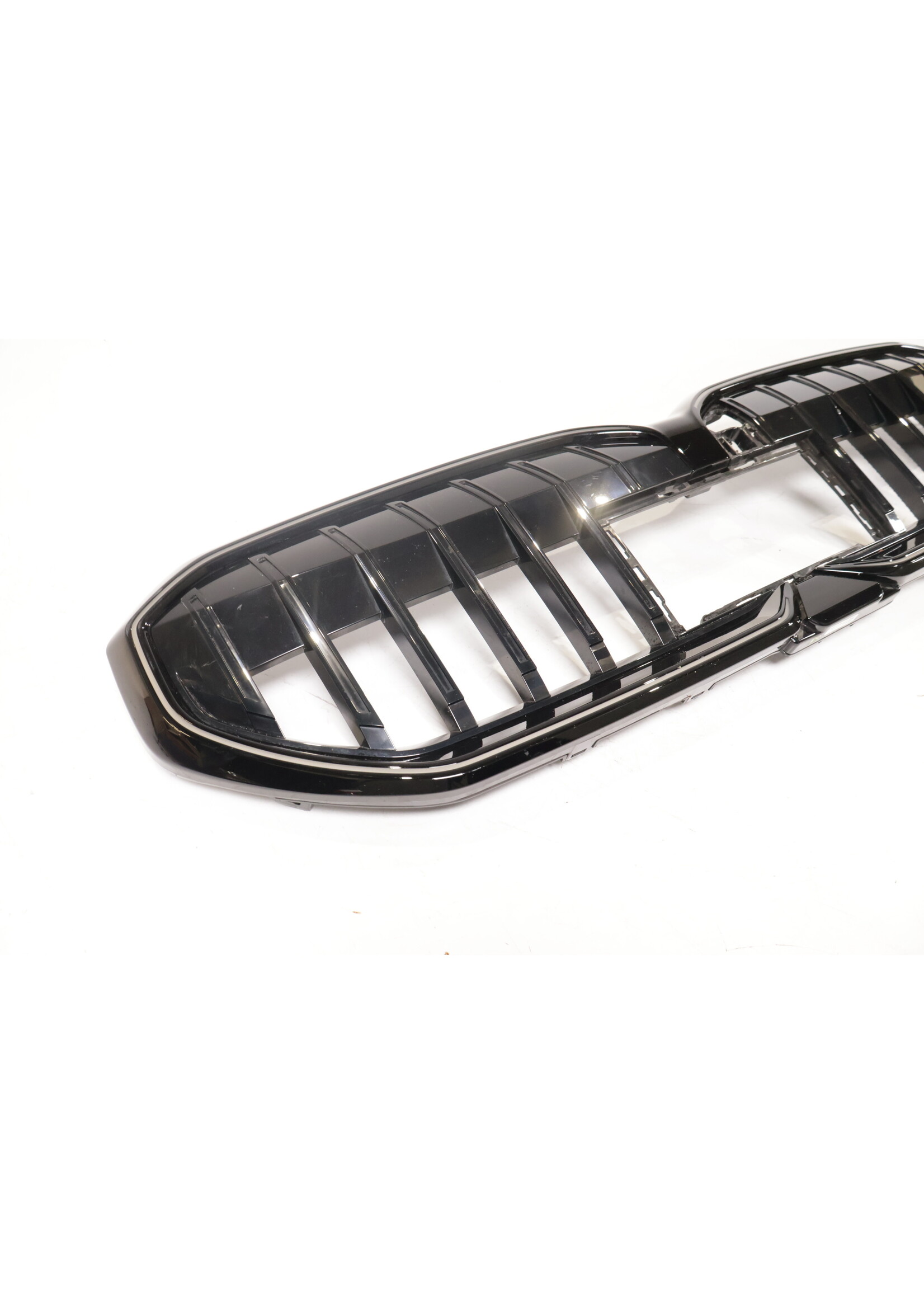 BMW BMW 5er G60 G61 LED Grill / Niere vorne hochglänzend schwarz 51118084683 5a185a7