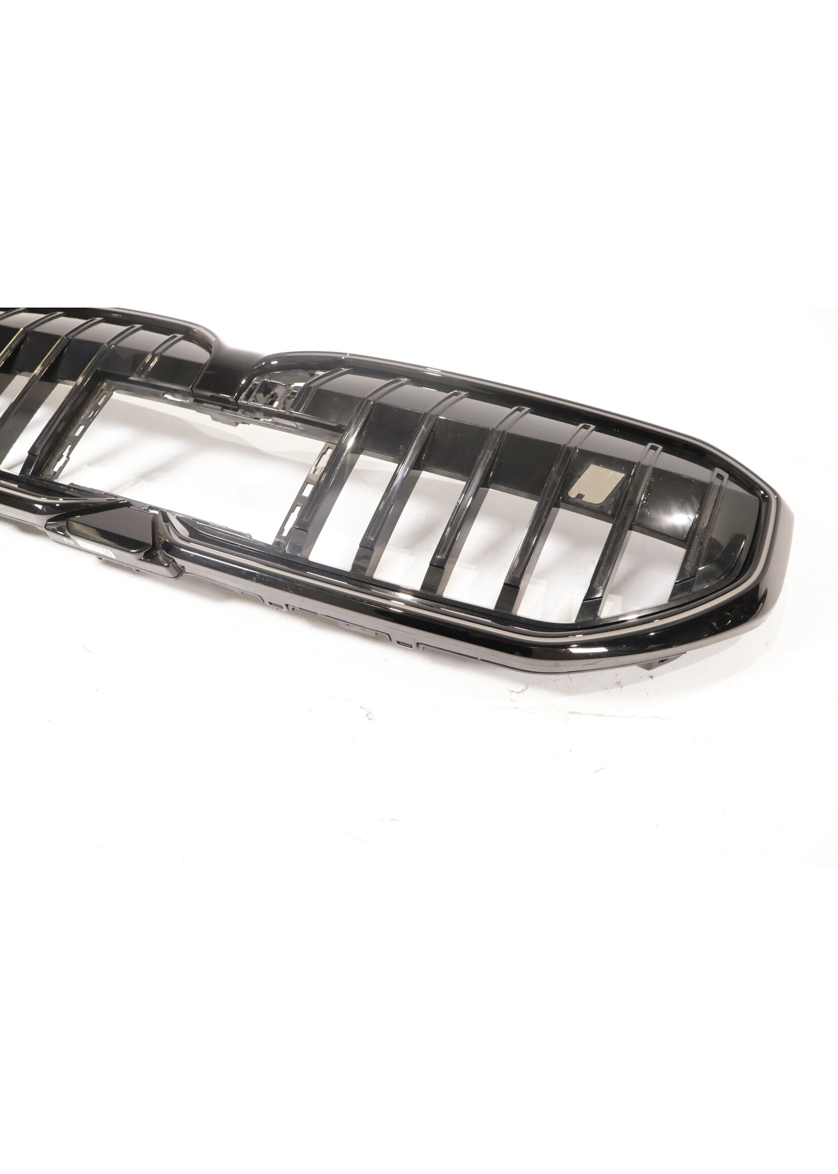 BMW  BMW 5 Series G60 G61 LED Grill / kidney grille front high-gloss black 51118084683 5a185a7