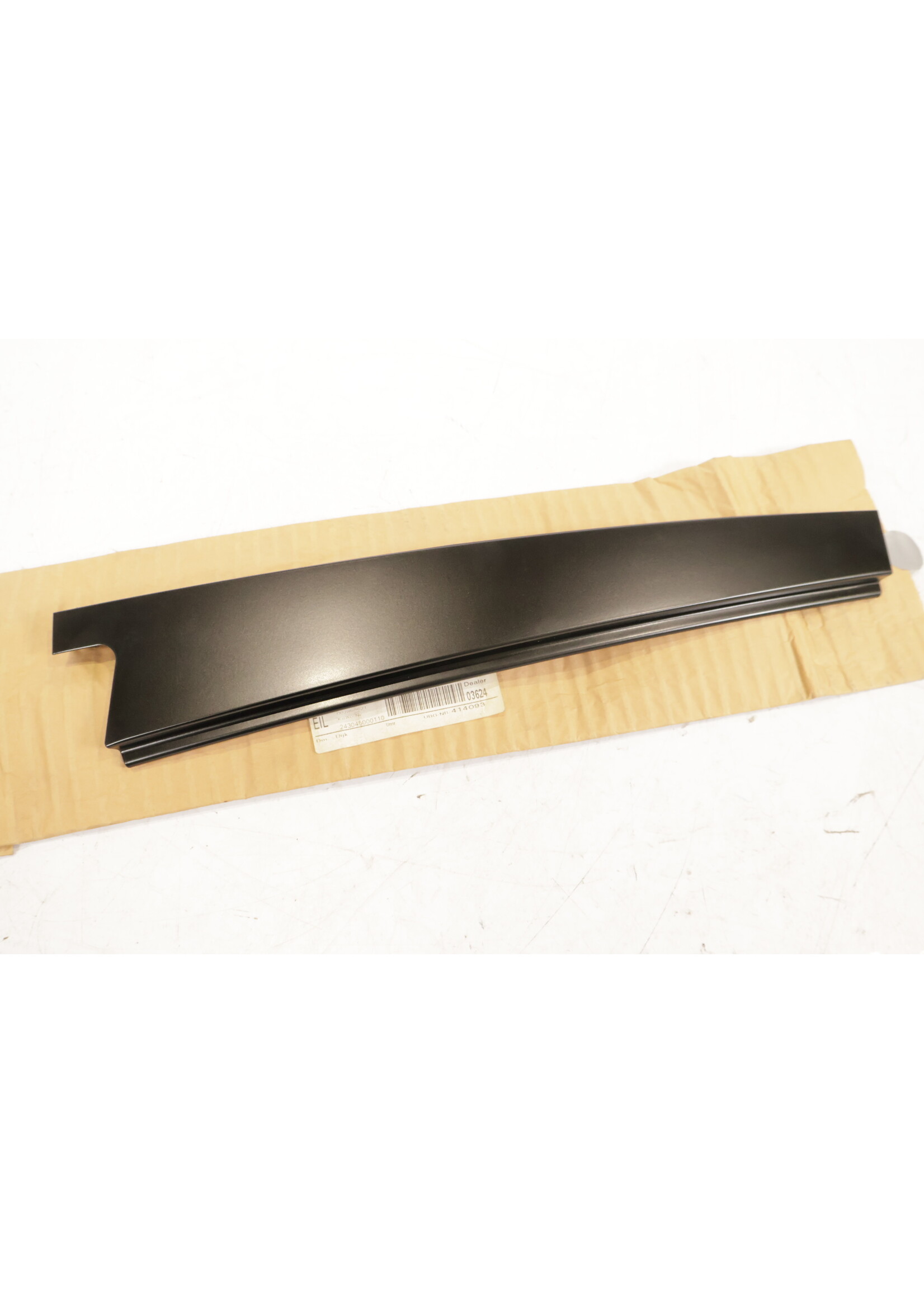 BMW BMW E60 E61 5 Series OEM Window frame rear right NEW! 51357033812 7033812