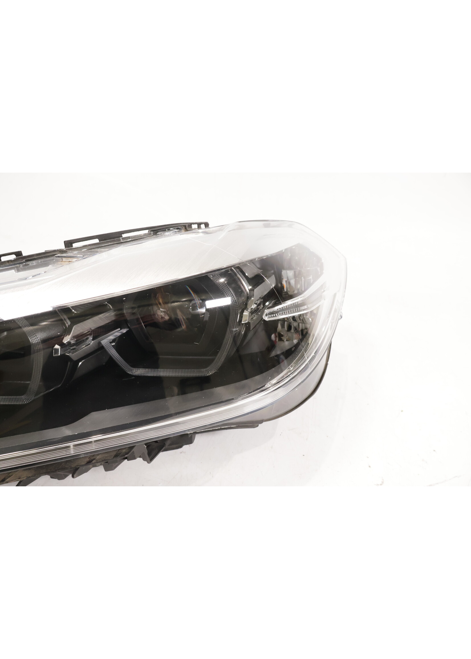 BMW BMW X2 F39 Full LED koplamp links 63118738185 8738185