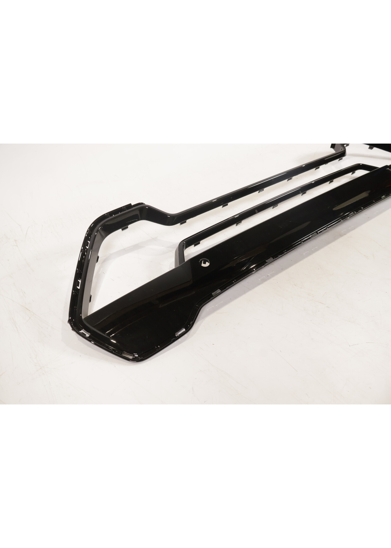 BMW BMW X1 U11 U12 Voorbumper M-Pakket onderste grill 101841190540 51115A5AEF3