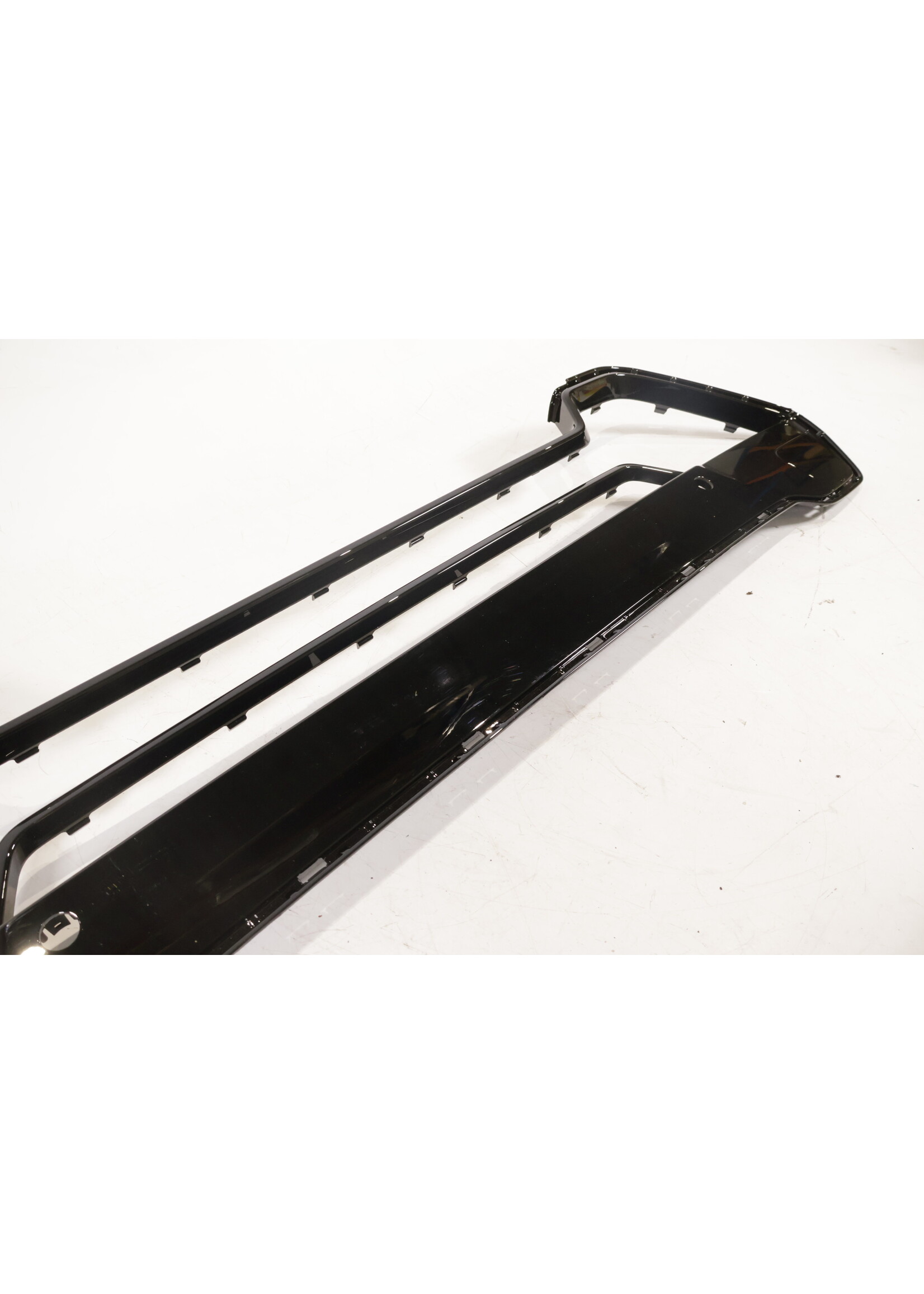 BMW BMW X1 U11 U12 Voorbumper M-Pakket onderste grill 101841190540 51115A5AEF3