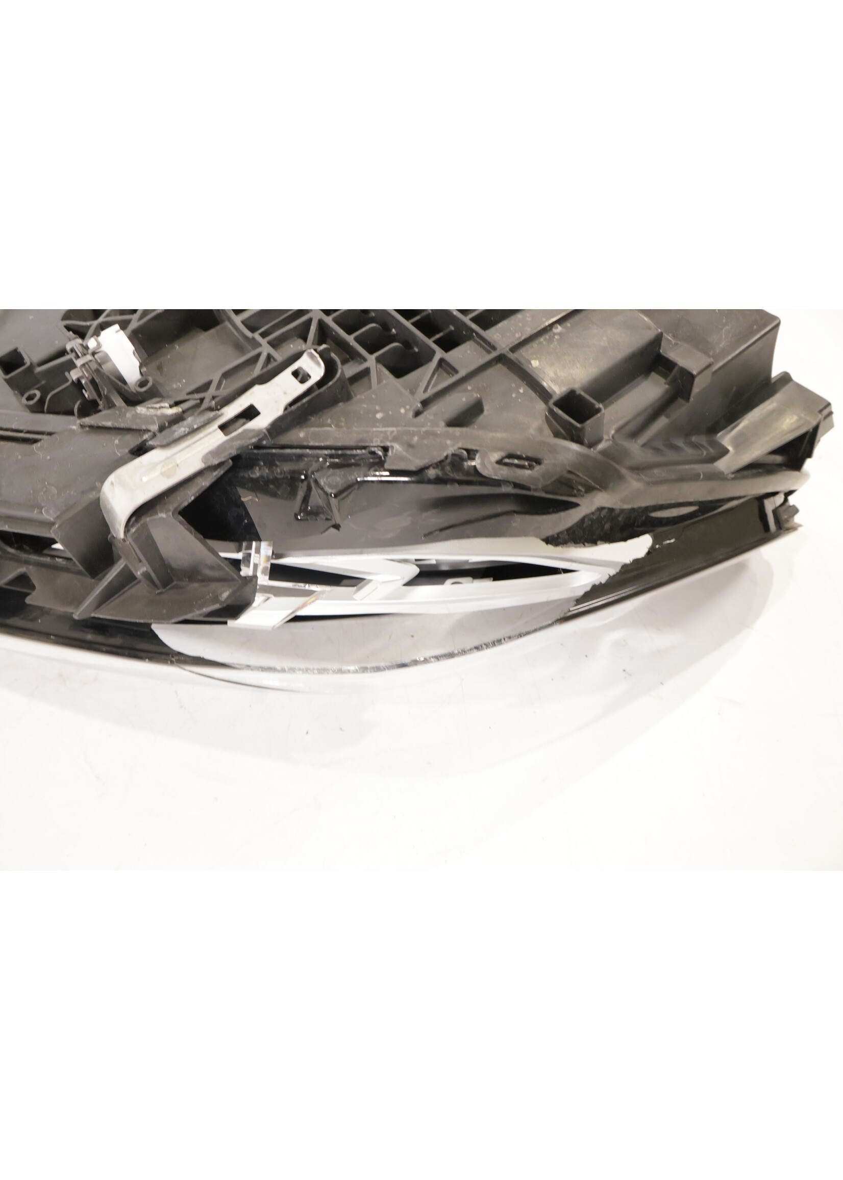 BMW BMW 2 Series Active Tourer headlight U06 LED 5a42244