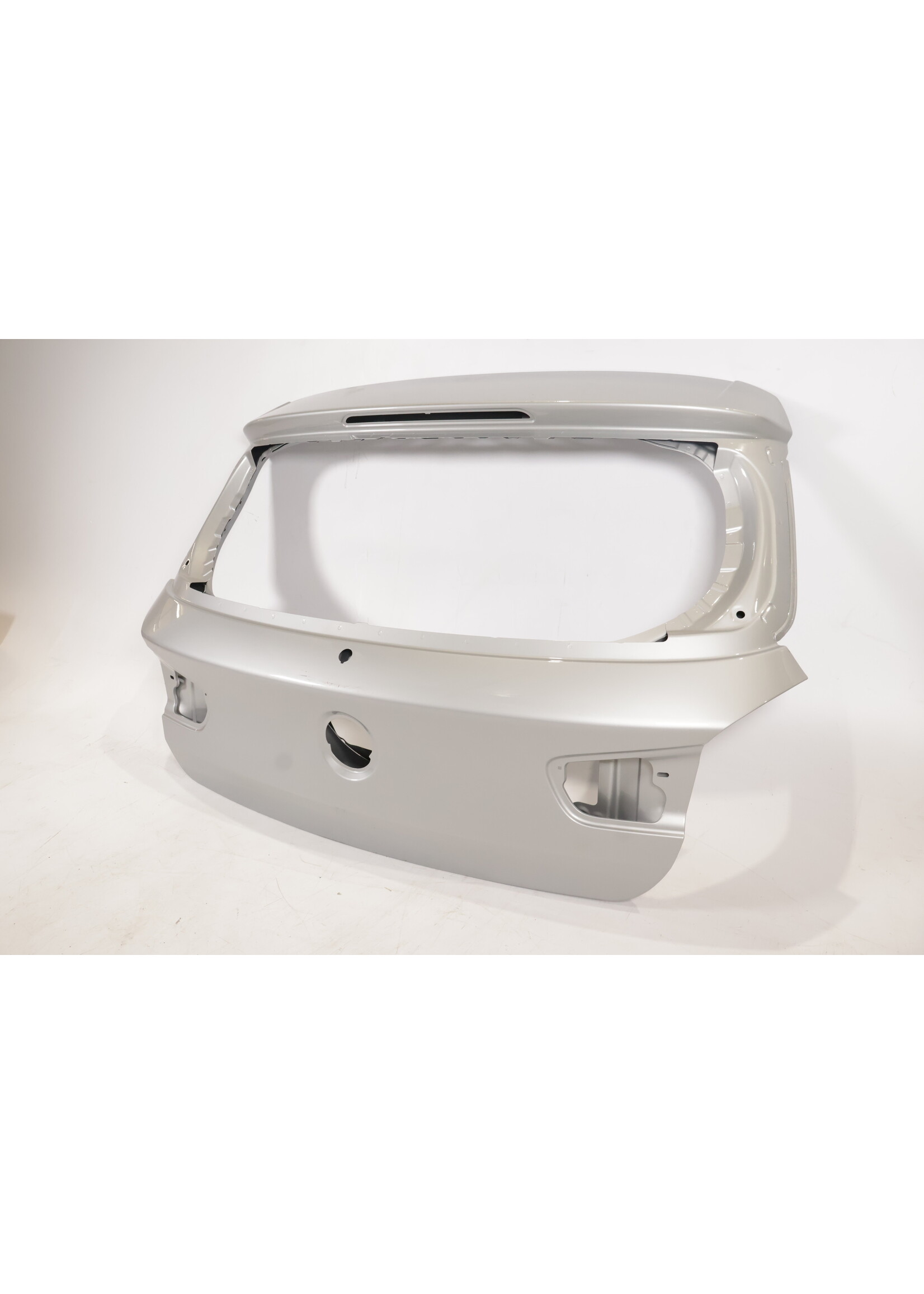 BMW BMW 1 Series F20 F21 LCI Tailgate! 41007420695 7420695