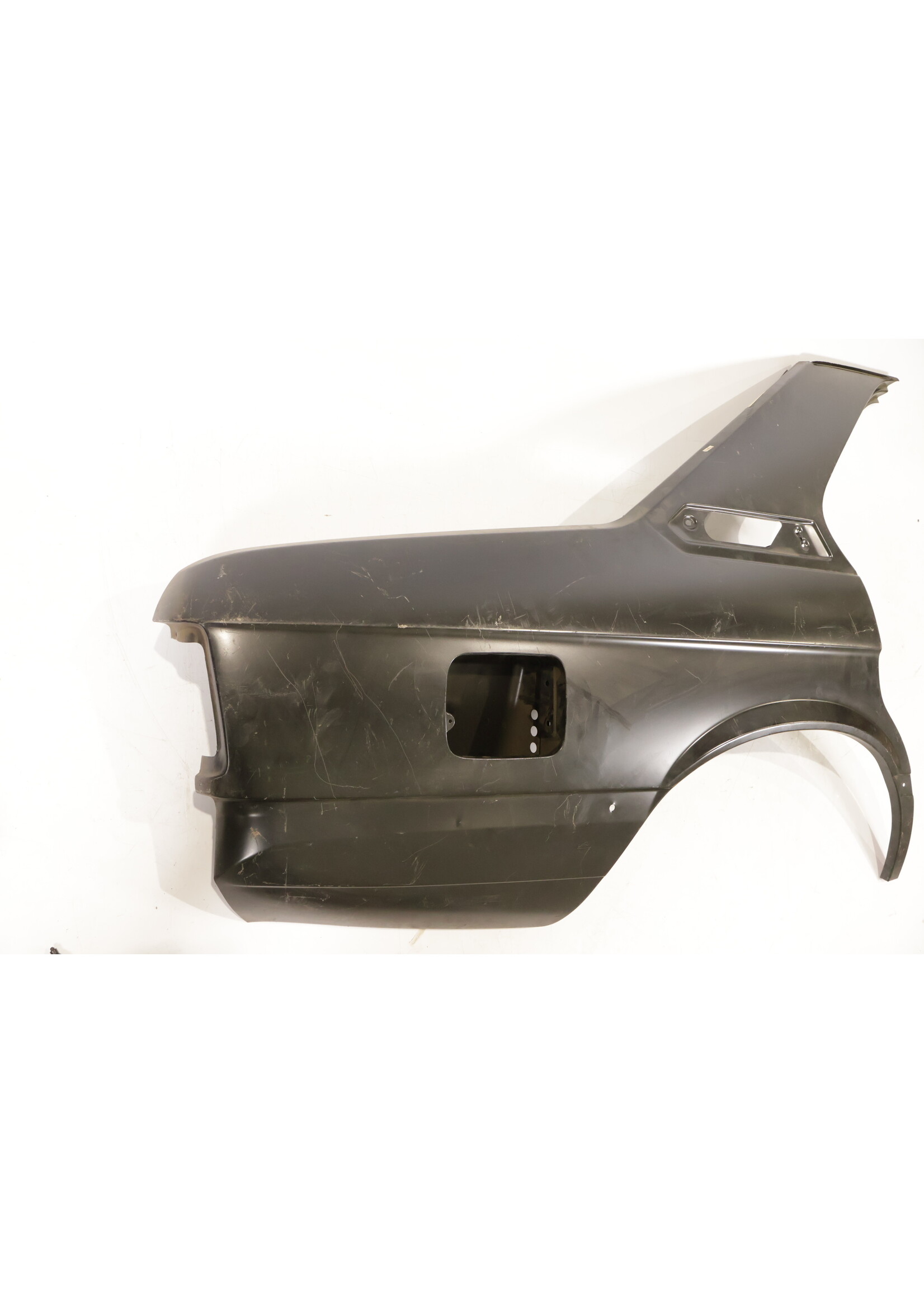 BMW BMW E12 5er OEM Seitenteil / Kotflügel hinten rechts NEU! 41351864036