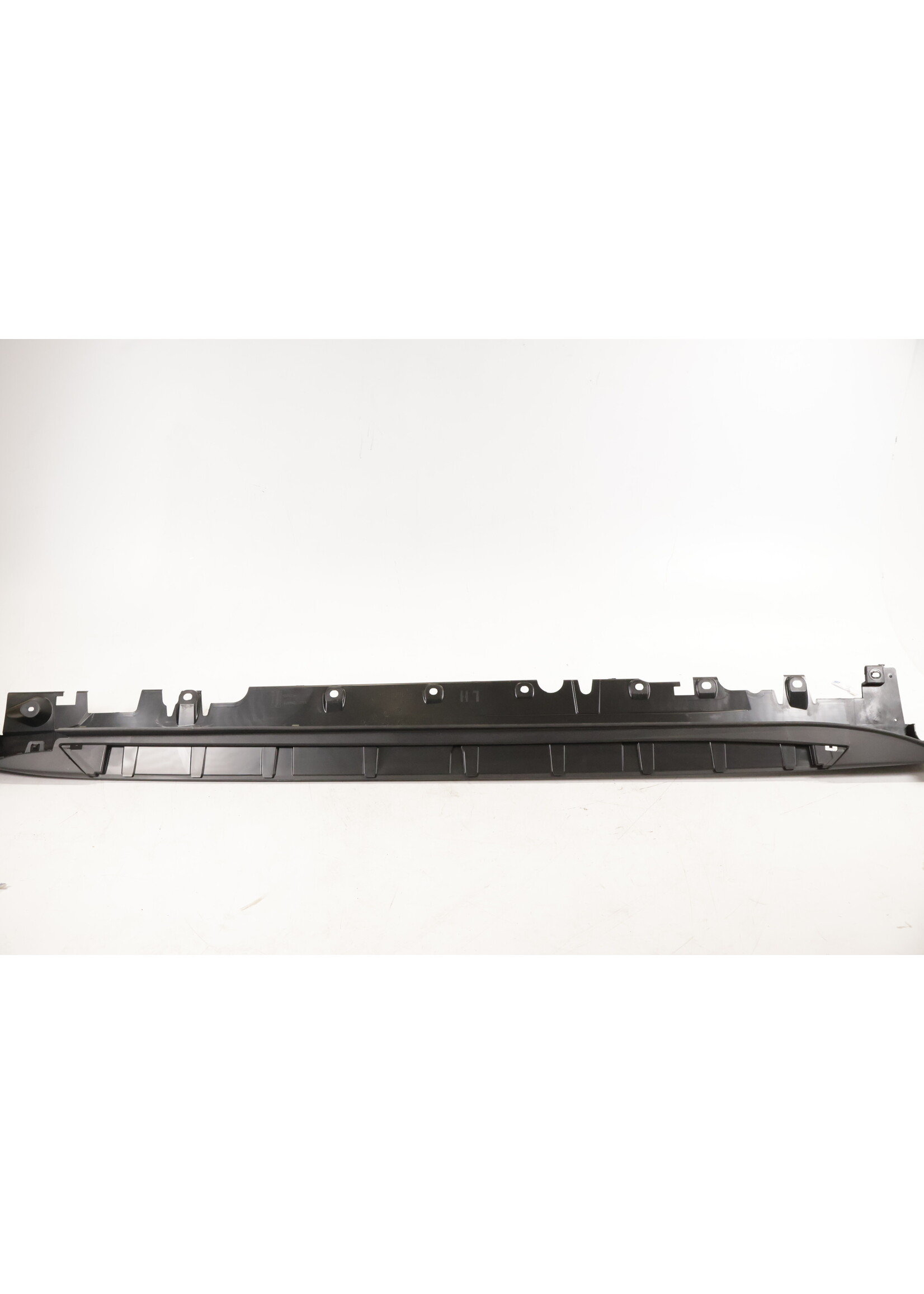 BMW BMW X5 F15 OEM Sideskirt / treeplank links NIEUW! 51177294379 7294379