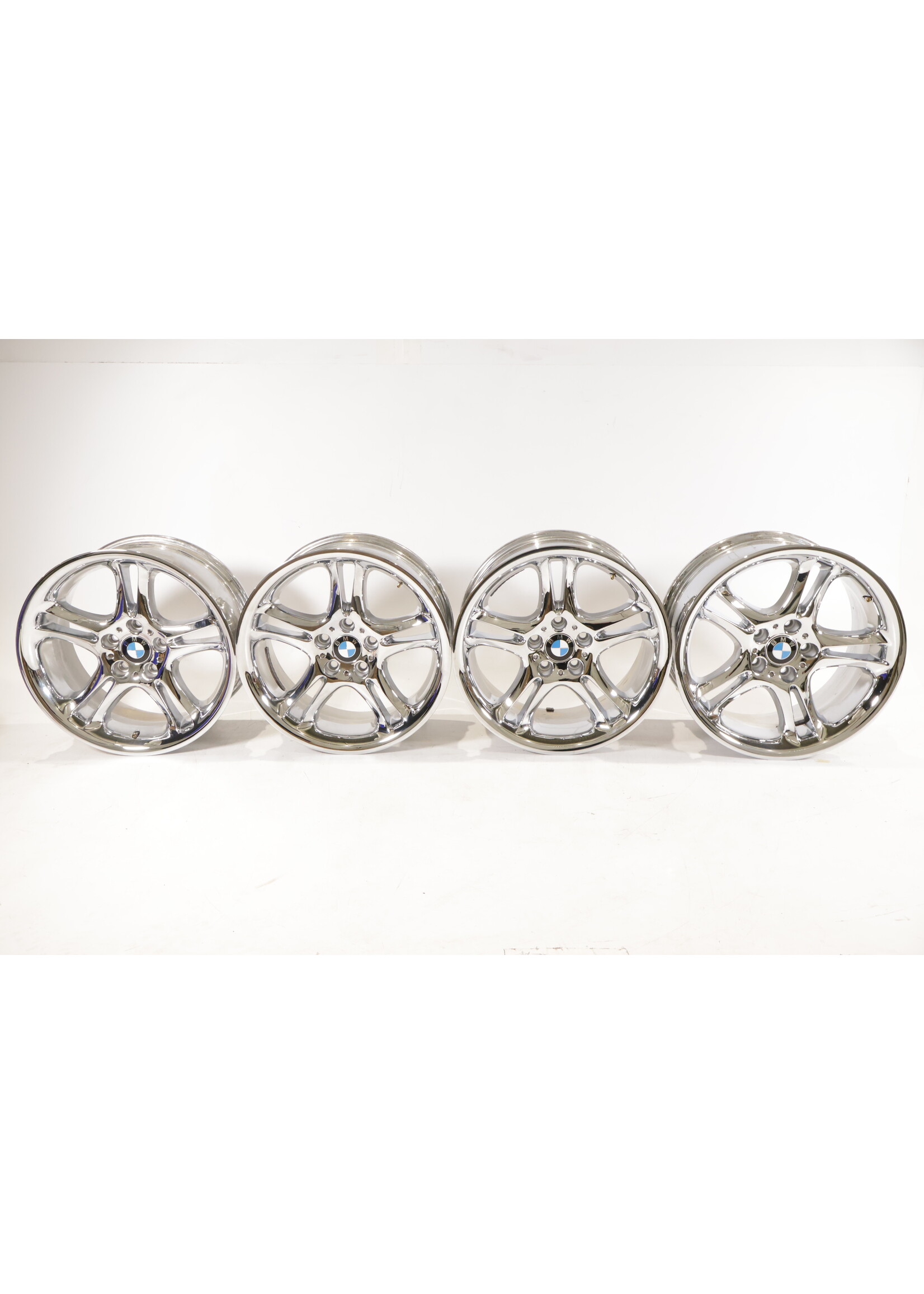 BMW BMW Z8 E53 Breedset rims 8J & 9J 18'' Styling 59 36111096198 36111096197