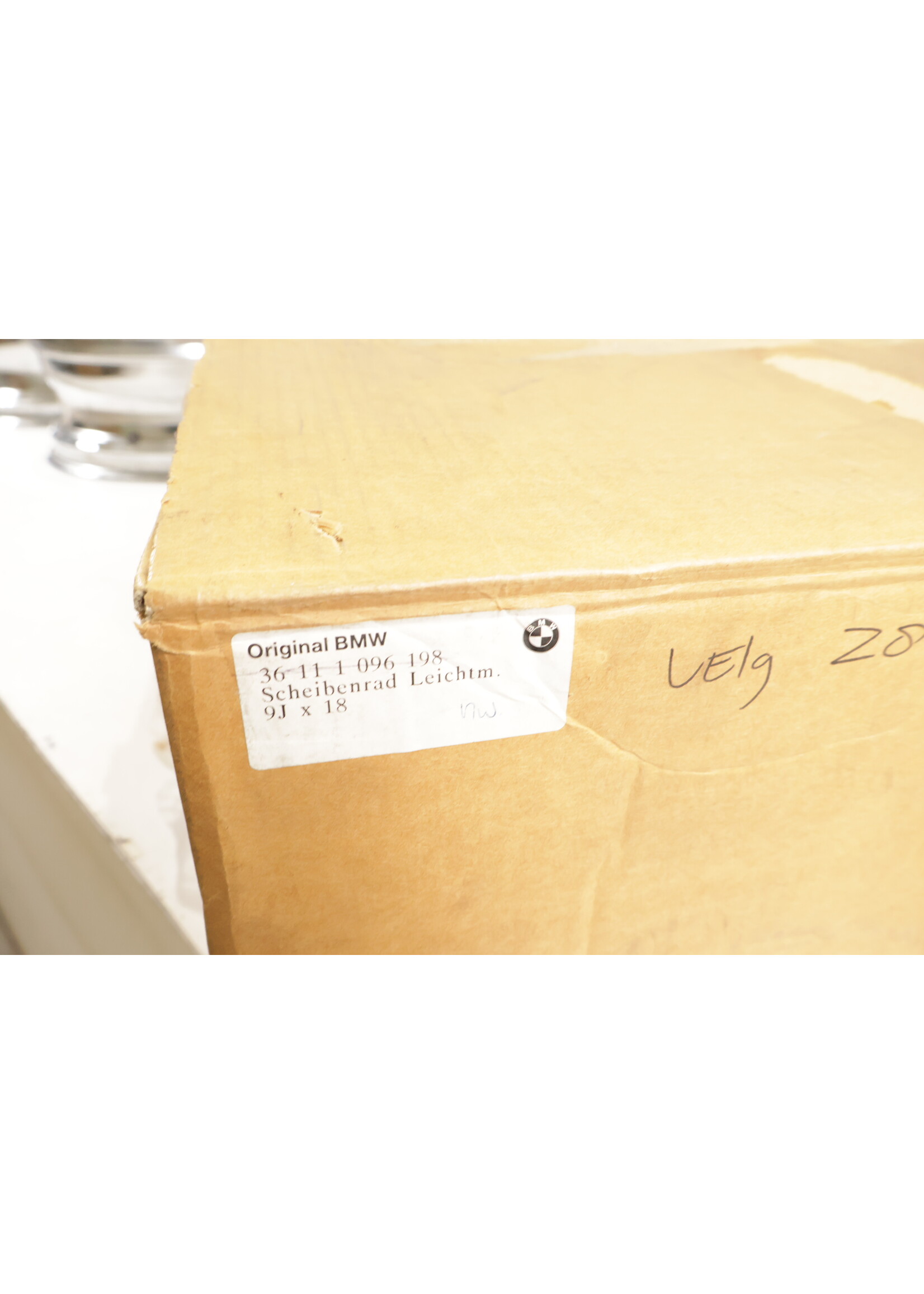 BMW BMW Z8 E53 Breedset rims 8J & 9J 18'' Styling 59 36111096198 36111096197