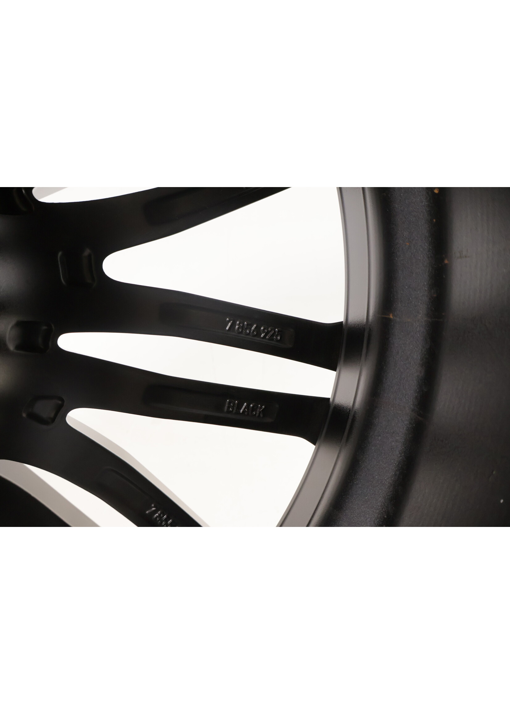 BMW BMW G30 G31 5 Serie 19'' 664M Dubbel spaak velg 8J 19'' hoogglans zwart 7856925