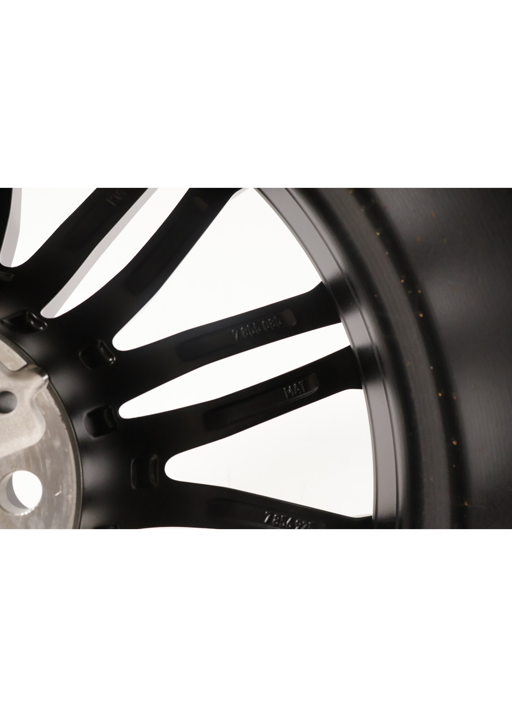 BMW BMW G30 G31 5er 19'' 664M Doppelspeichenfelge 8J 19'' Hochglanzschwarz 7856925