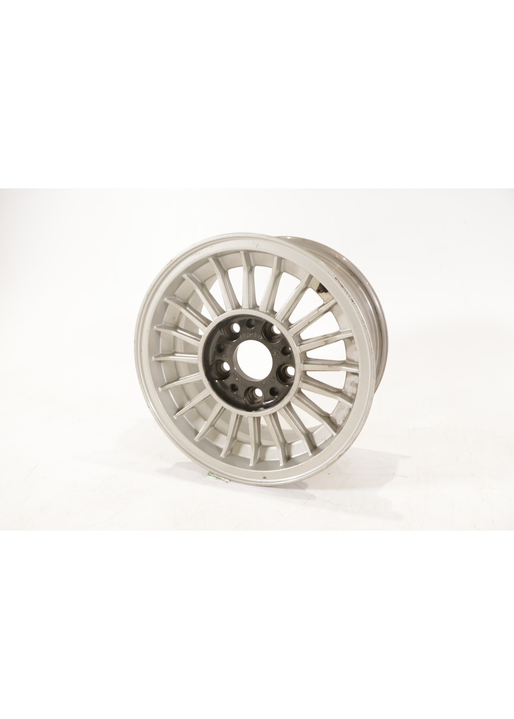 BMW BMW E23 7 Serie 14'' velg 6.5J ET 25 1118282 36111118282
