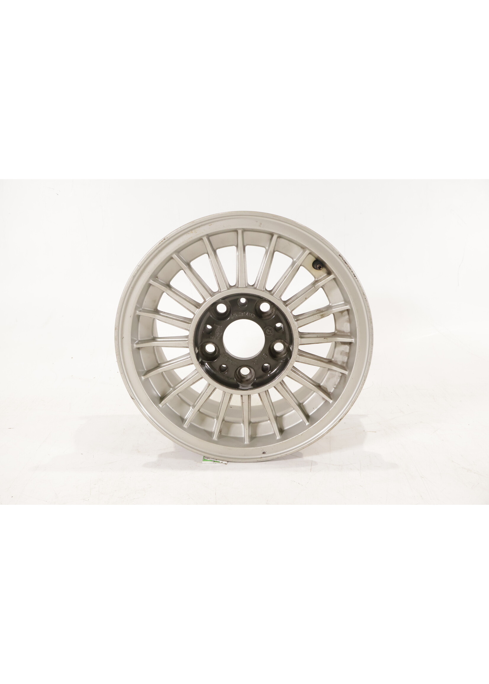 BMW BMW E23 7 Series 14'' rim 6.5J ET 25 1118282 36111118282