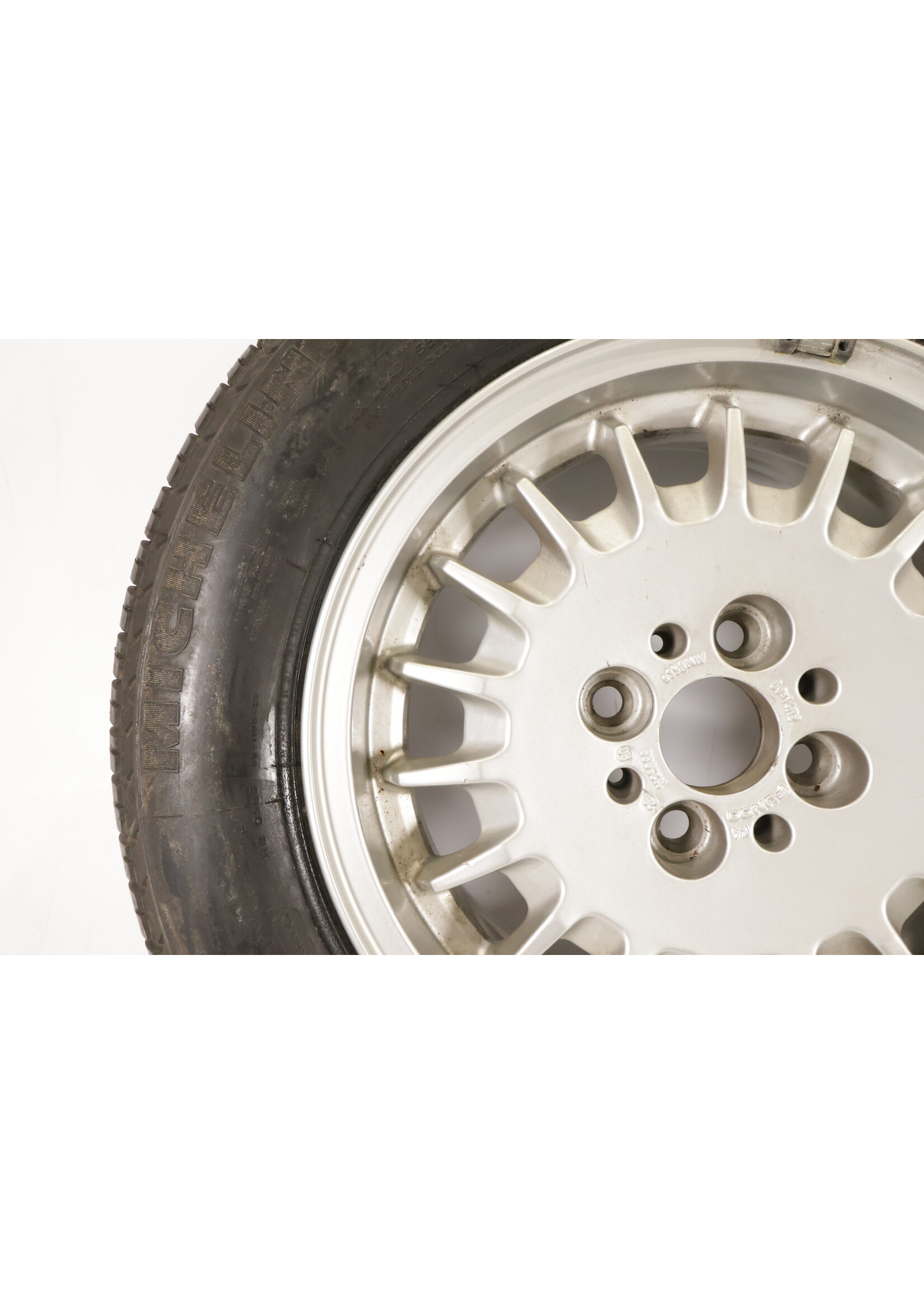 BMW BMW E30 3 Series 14'' rim 6J ET 35 with Michelin tire 1125688 36111125688