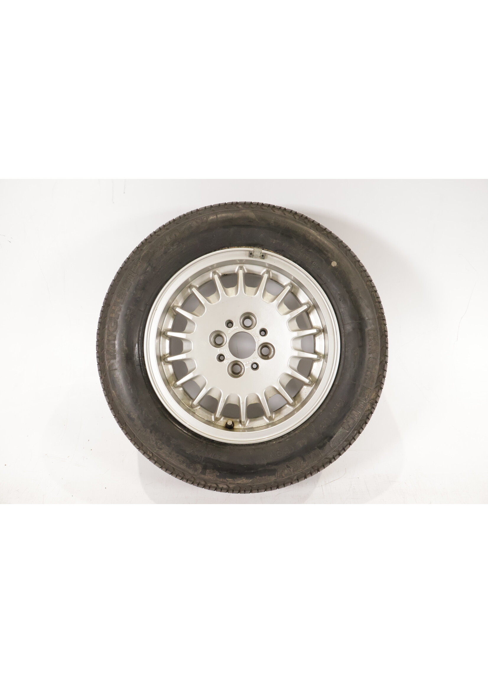 BMW BMW E30 3 Series 14'' rim 6J ET 35 with Michelin tire 1125688 36111125688