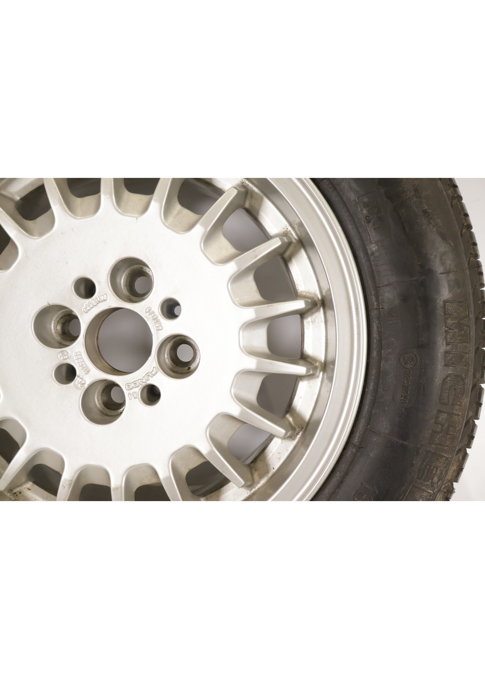 BMW BMW E30 3 Series 14'' rim 6J ET 35 with Michelin tire 1125688 36111125688