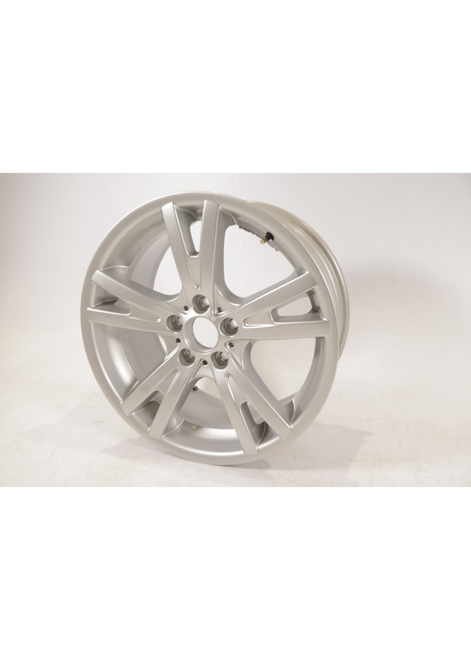 BMW BMW X3 E83 19'' rim 9J 5 x 120 6765027