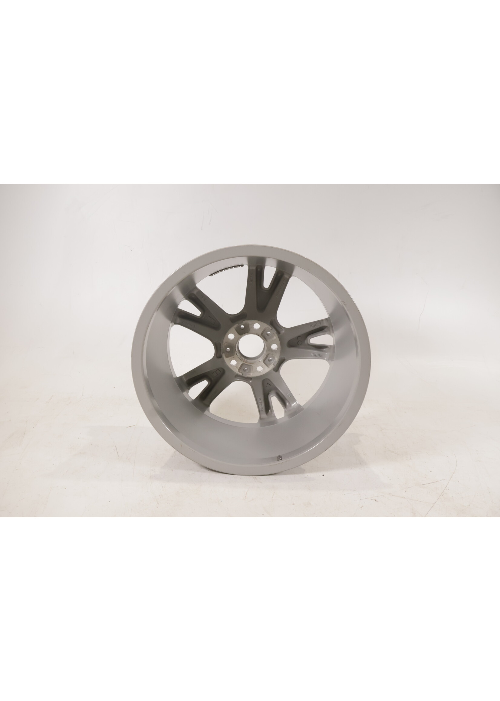 BMW BMW X3 E83 19'' rim 9J 5 x 120 6765027