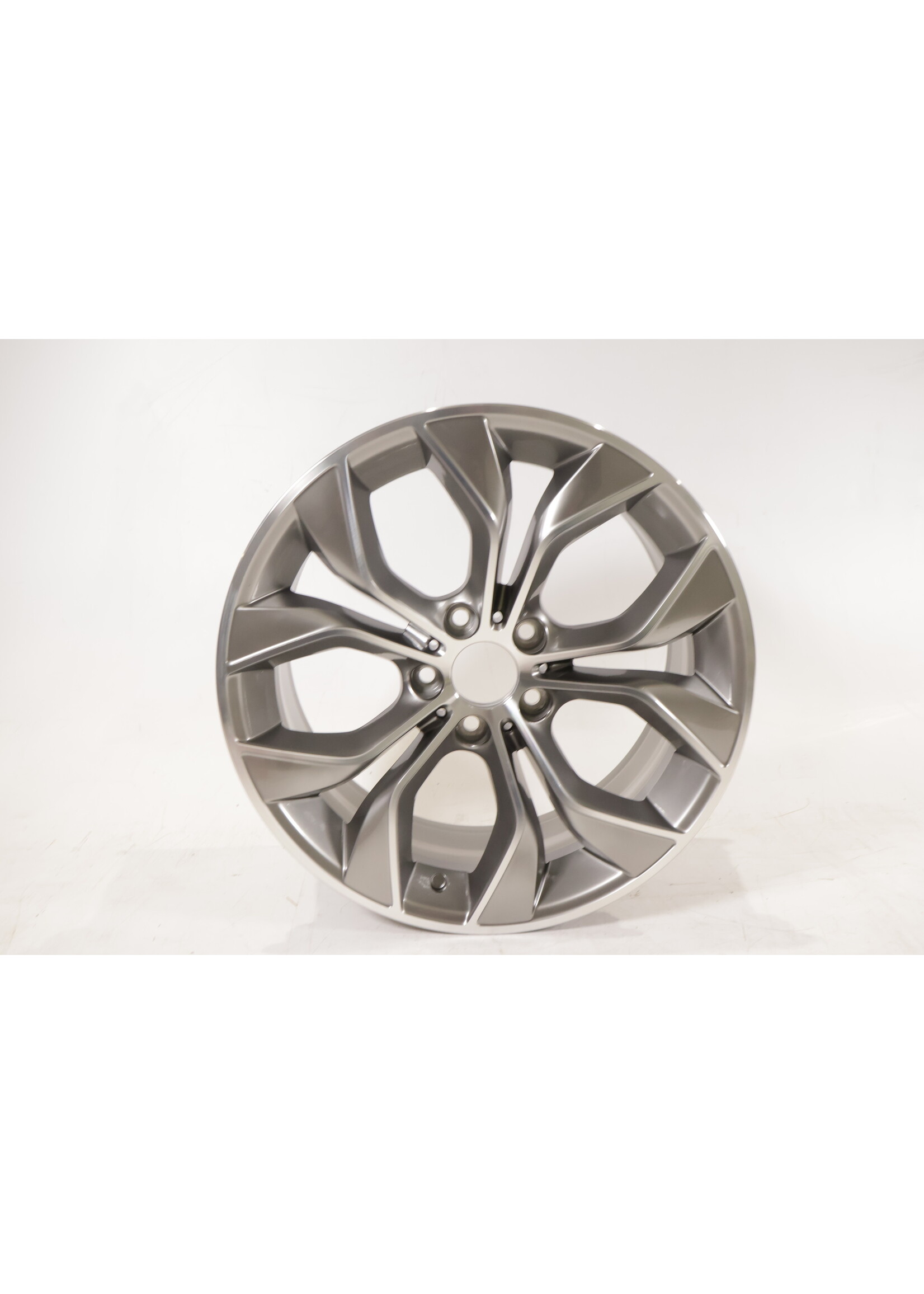BMW  BMW X3 F25 19'' rim 8.5J 5 x 120 36116862890 6862890