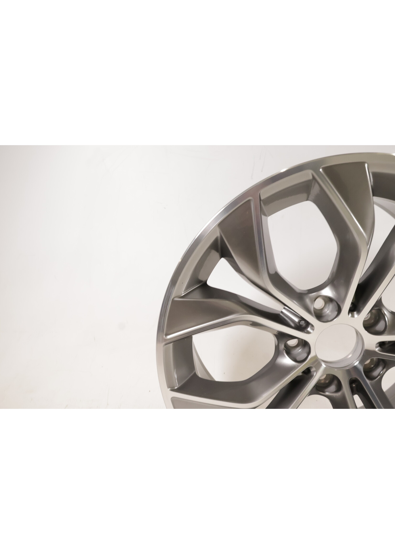 BMW  BMW X3 F25 19'' rim 8.5J 5 x 120 36116862890 6862890