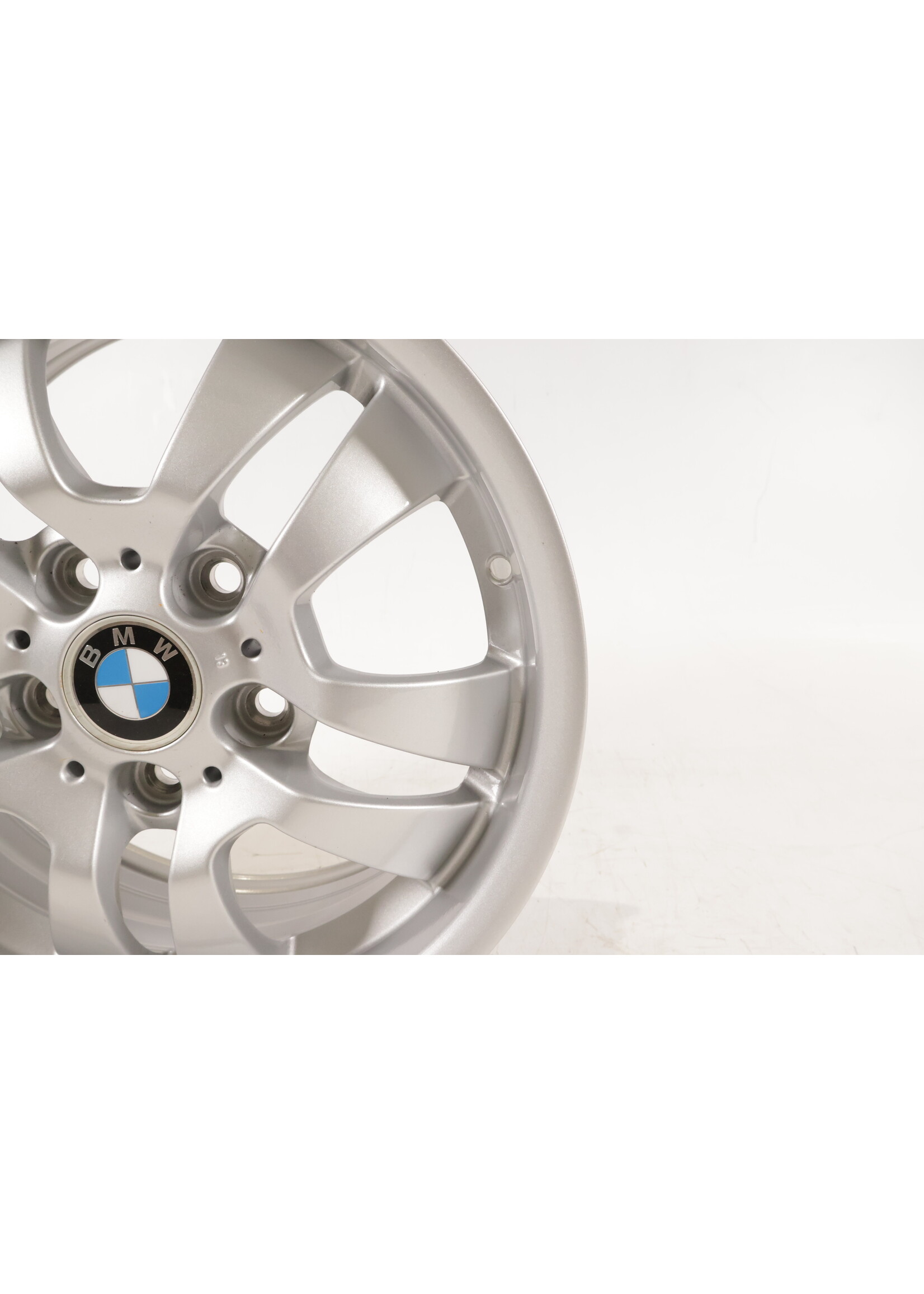 BMW BMW 3 Series E90 E91 E92 E93 Double-spoke 16'' wheel 7J 5 x 120 6775593