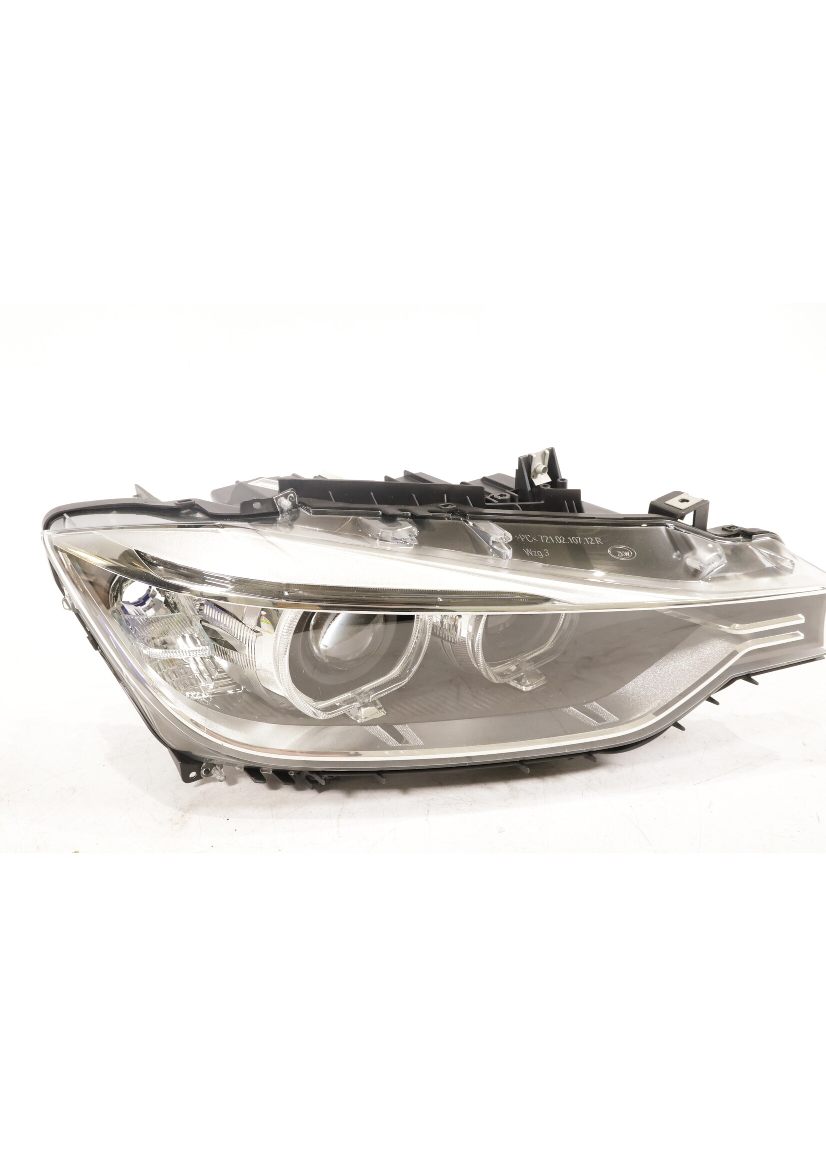 BMW BMW F30 F31 3 Series OEM Adaptive headlight xenon right NEW! 63117338702 7338702