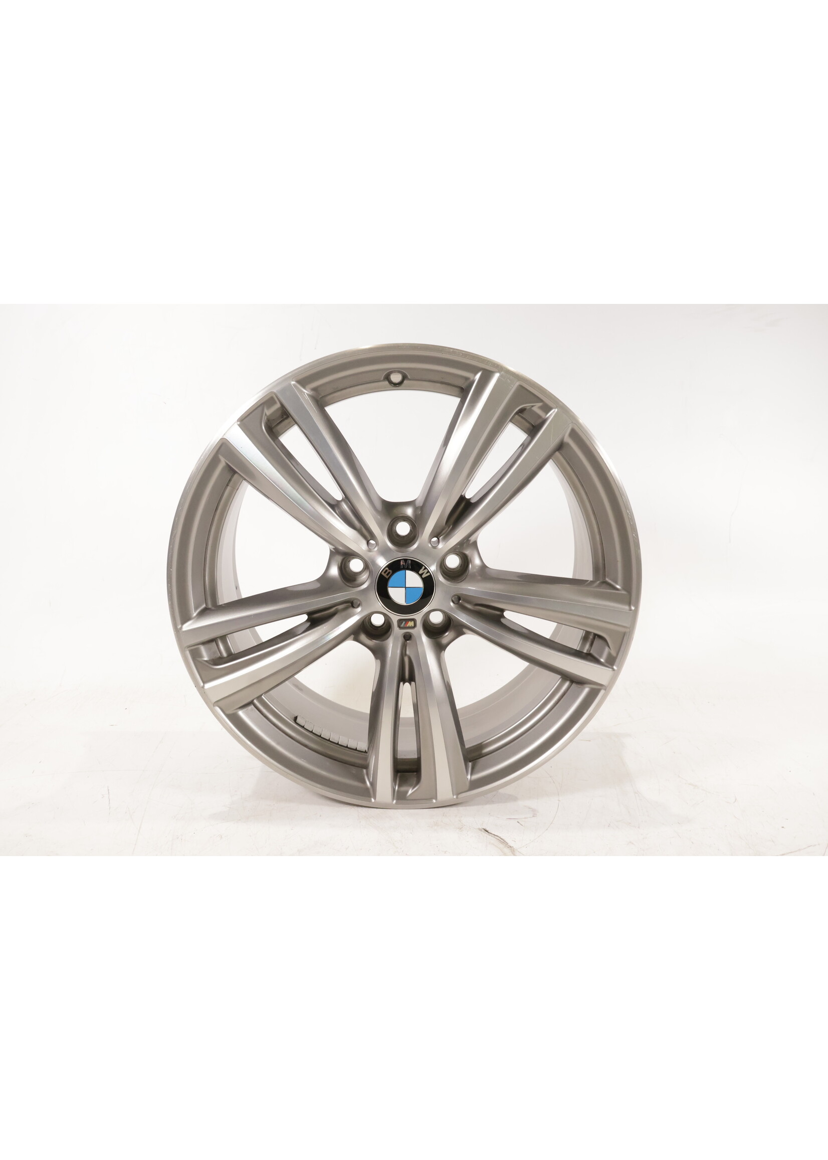 BMW  BMW 3 & 4 Series F30 F31 F32 F33 F36 8J 19'' rim ET 47 7852493