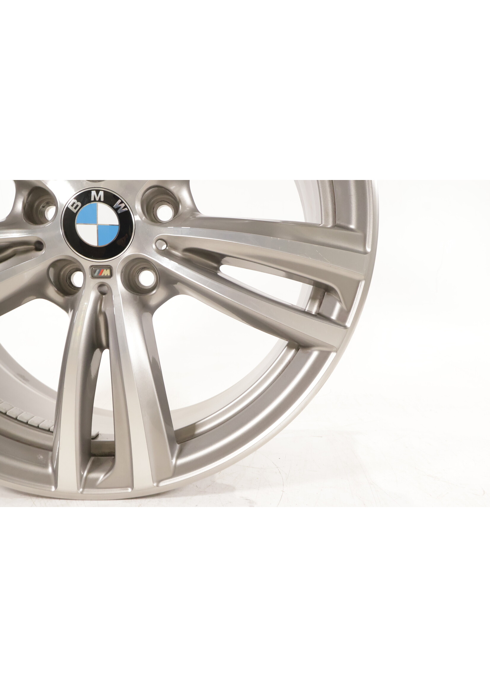 BMW BMW 3er & 4er F30 F31 F32 F33 F36 8J 19'' Felge ET 47 7852493