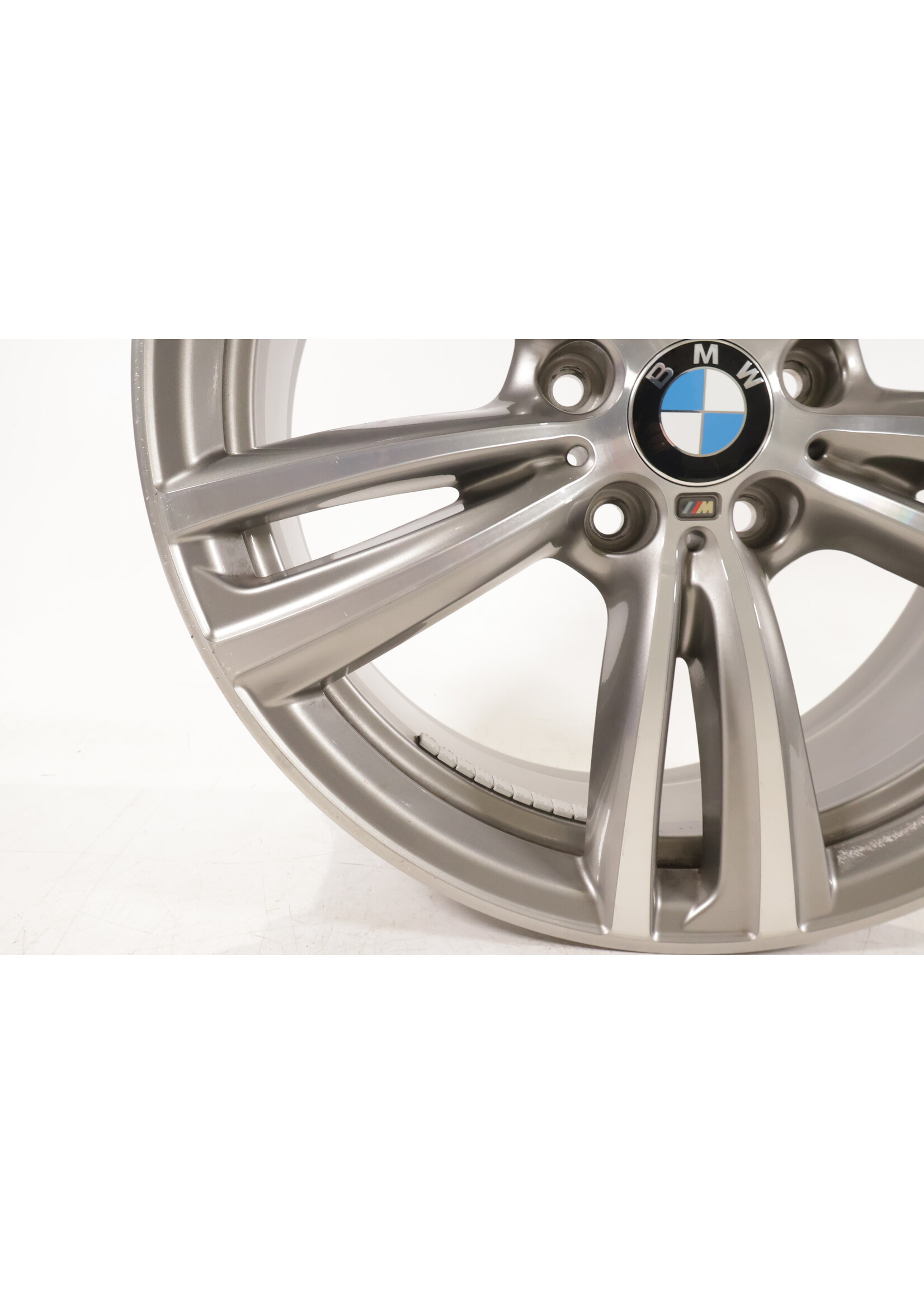 BMW  BMW 3 & 4 Series F30 F31 F32 F33 F36 8J 19'' rim ET 47 7852493